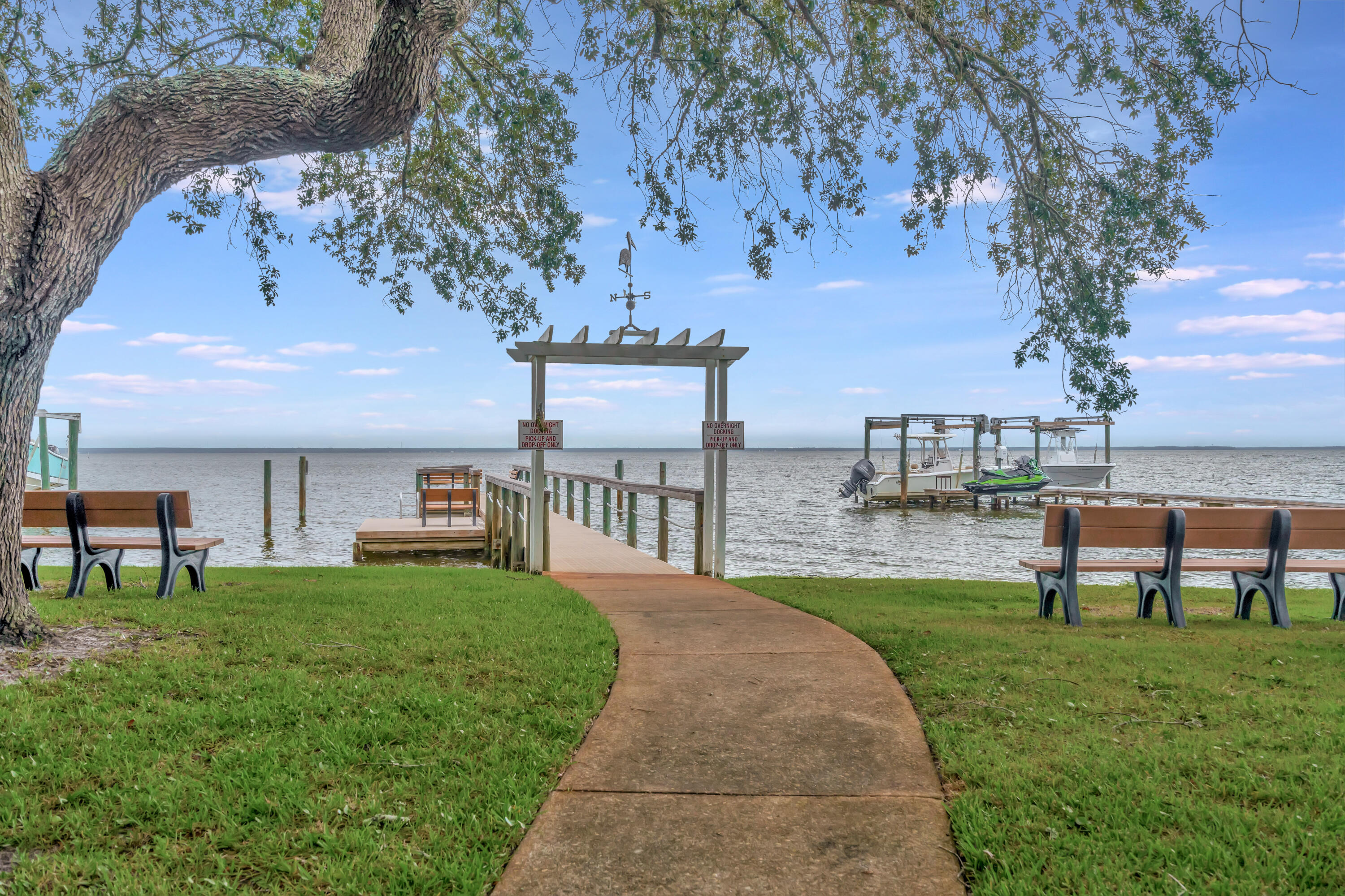 PELICAN BAY S/D - Residential