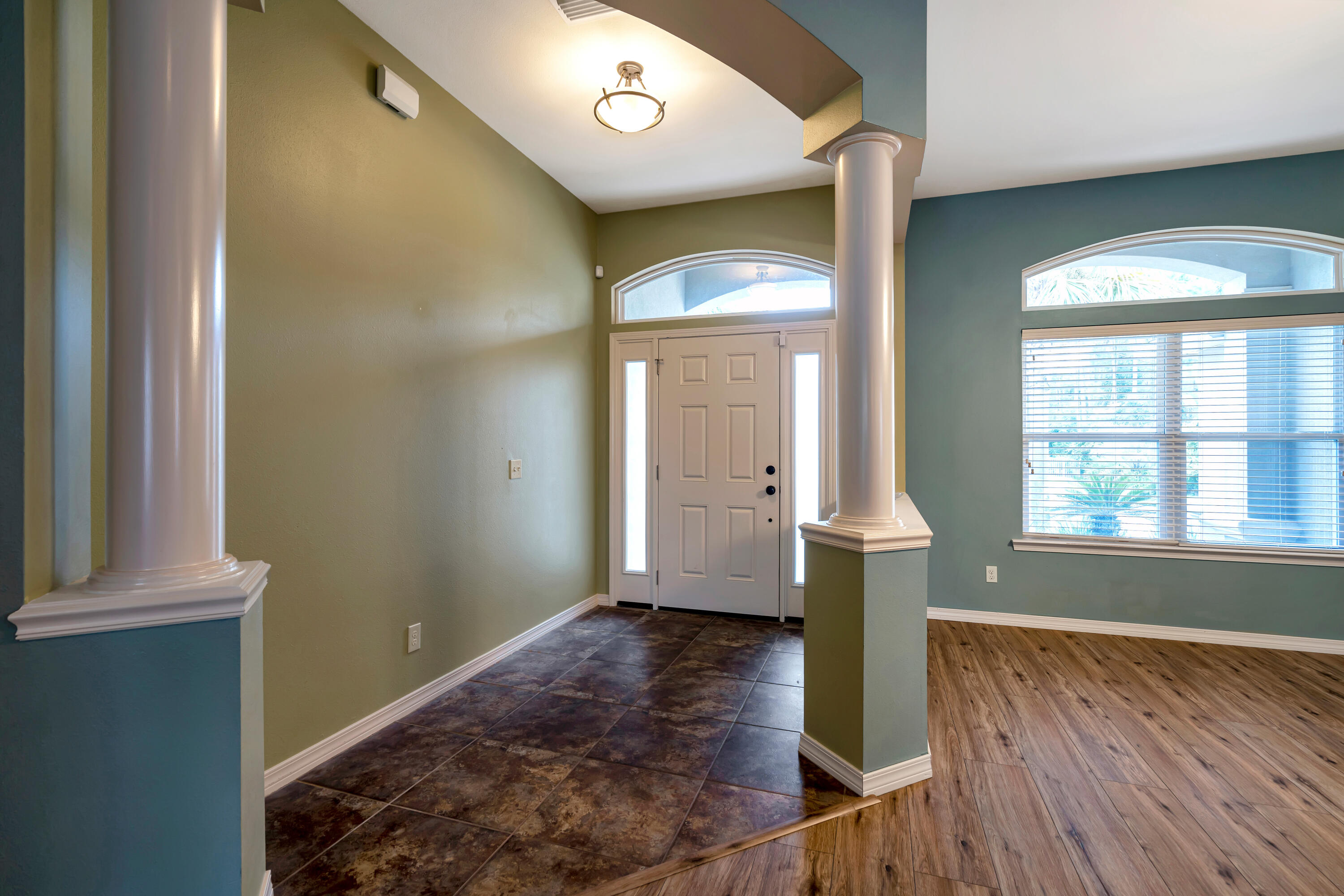 PELICAN BAY S/D - Residential