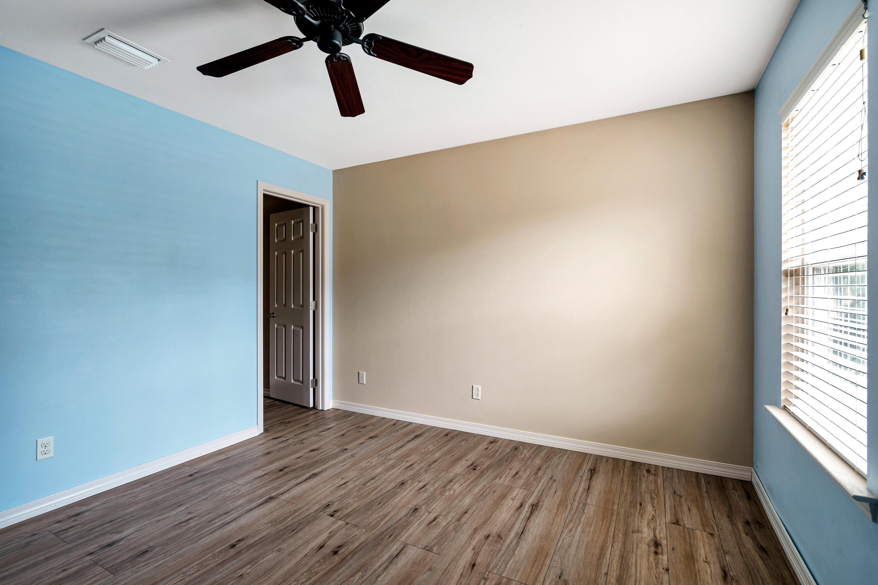 PELICAN BAY S/D - Residential