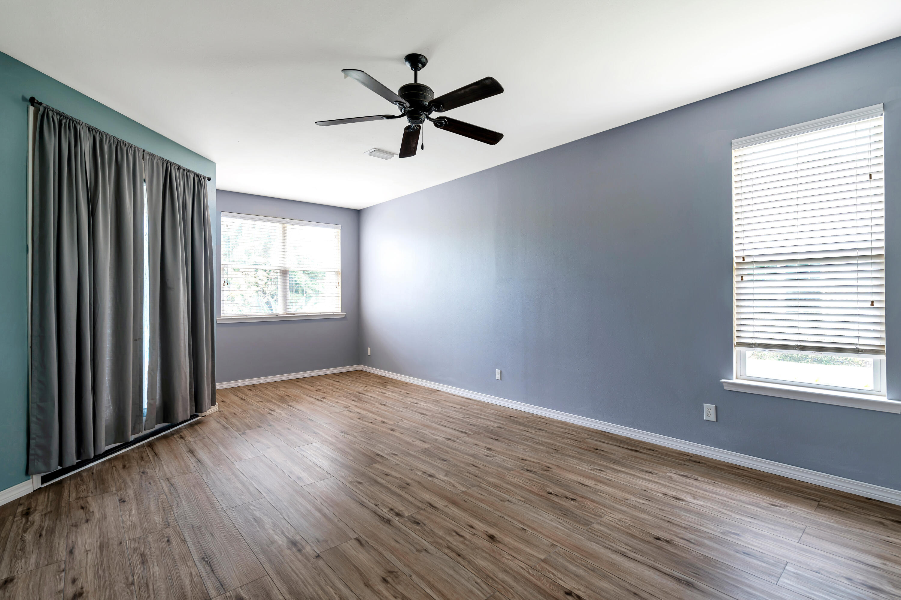 PELICAN BAY S/D - Residential