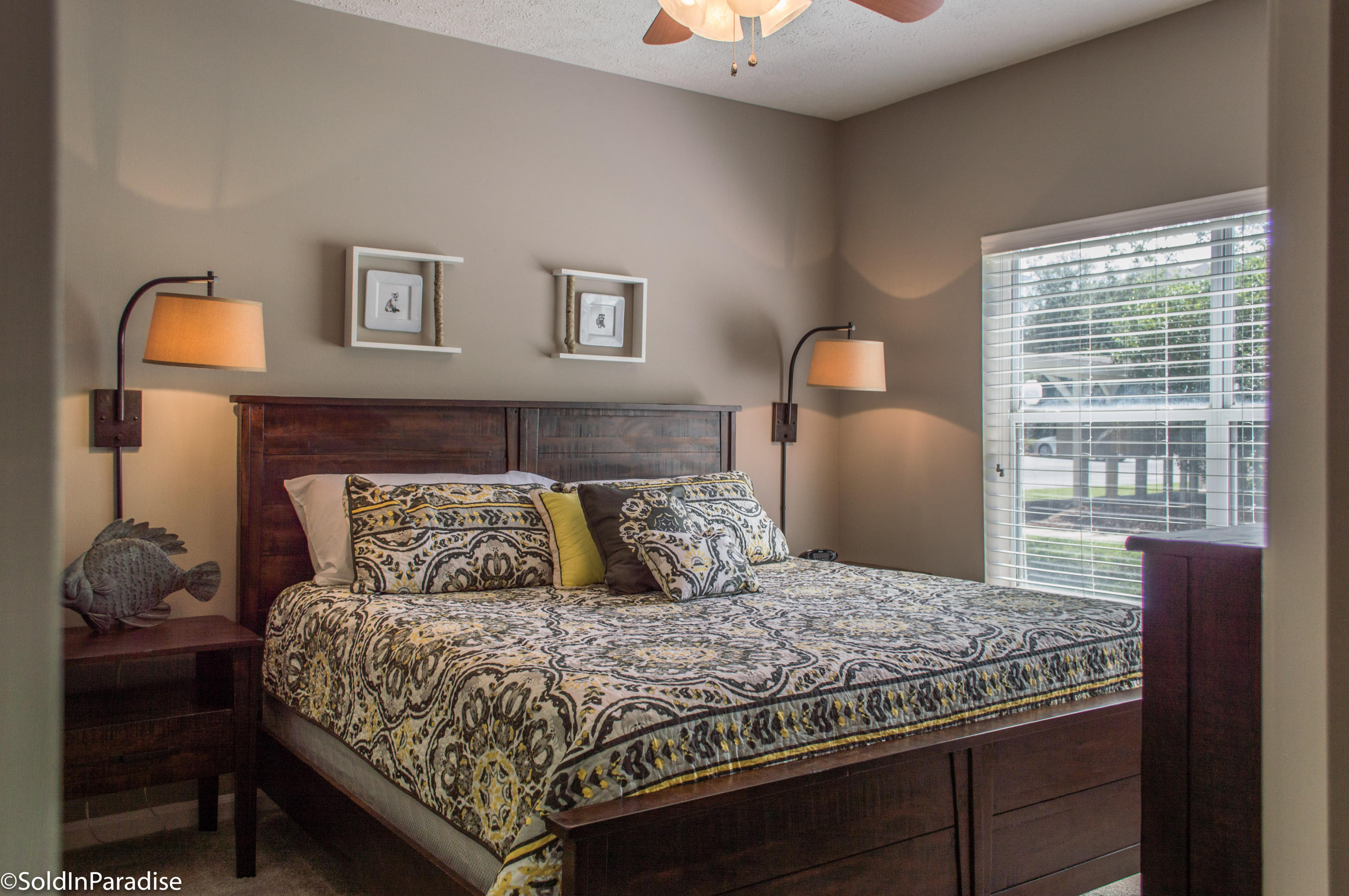 HERON'S WATCH CONDO PH 2 - Residential