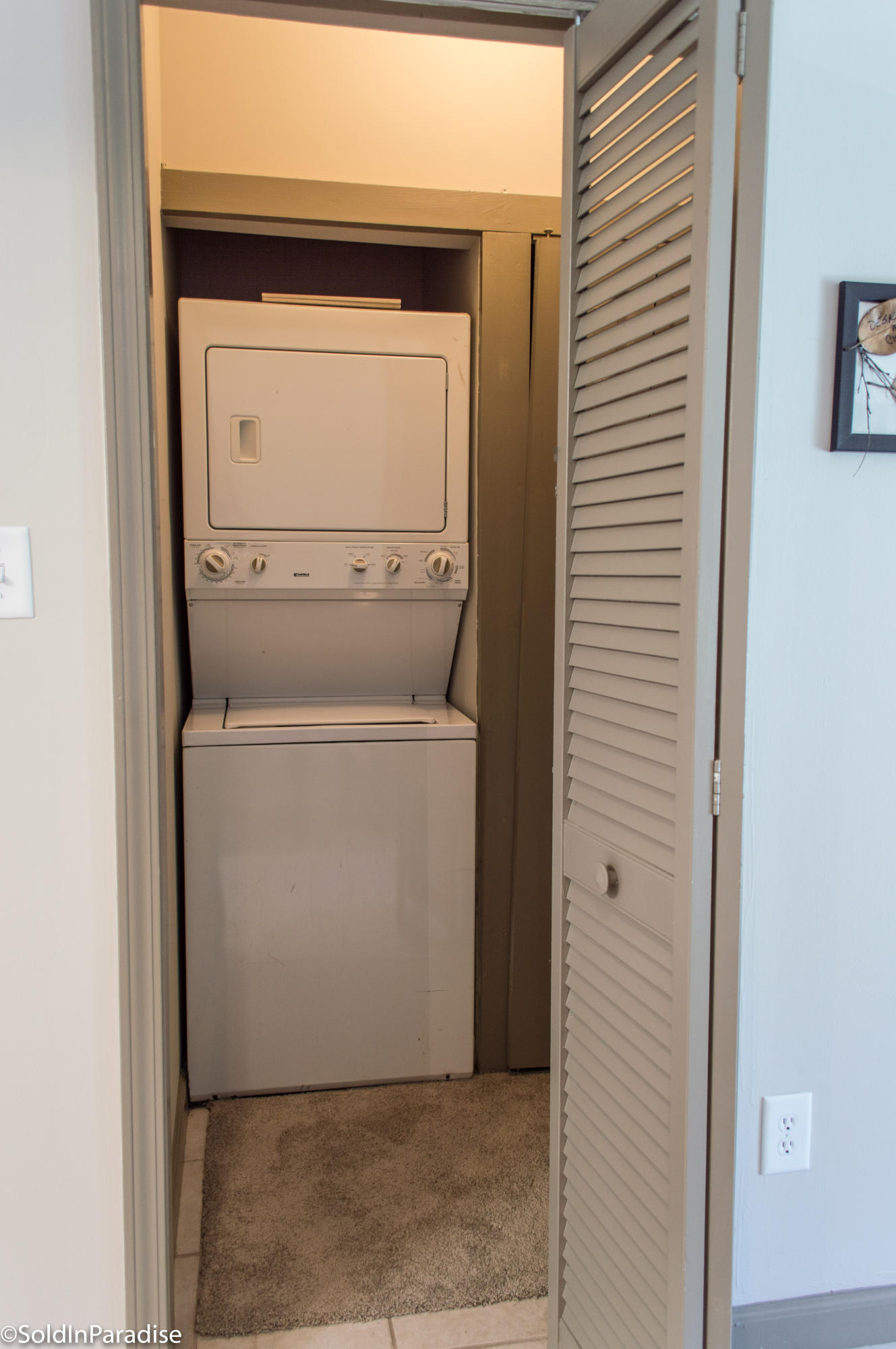 HERON'S WATCH CONDO PH 2 - Residential