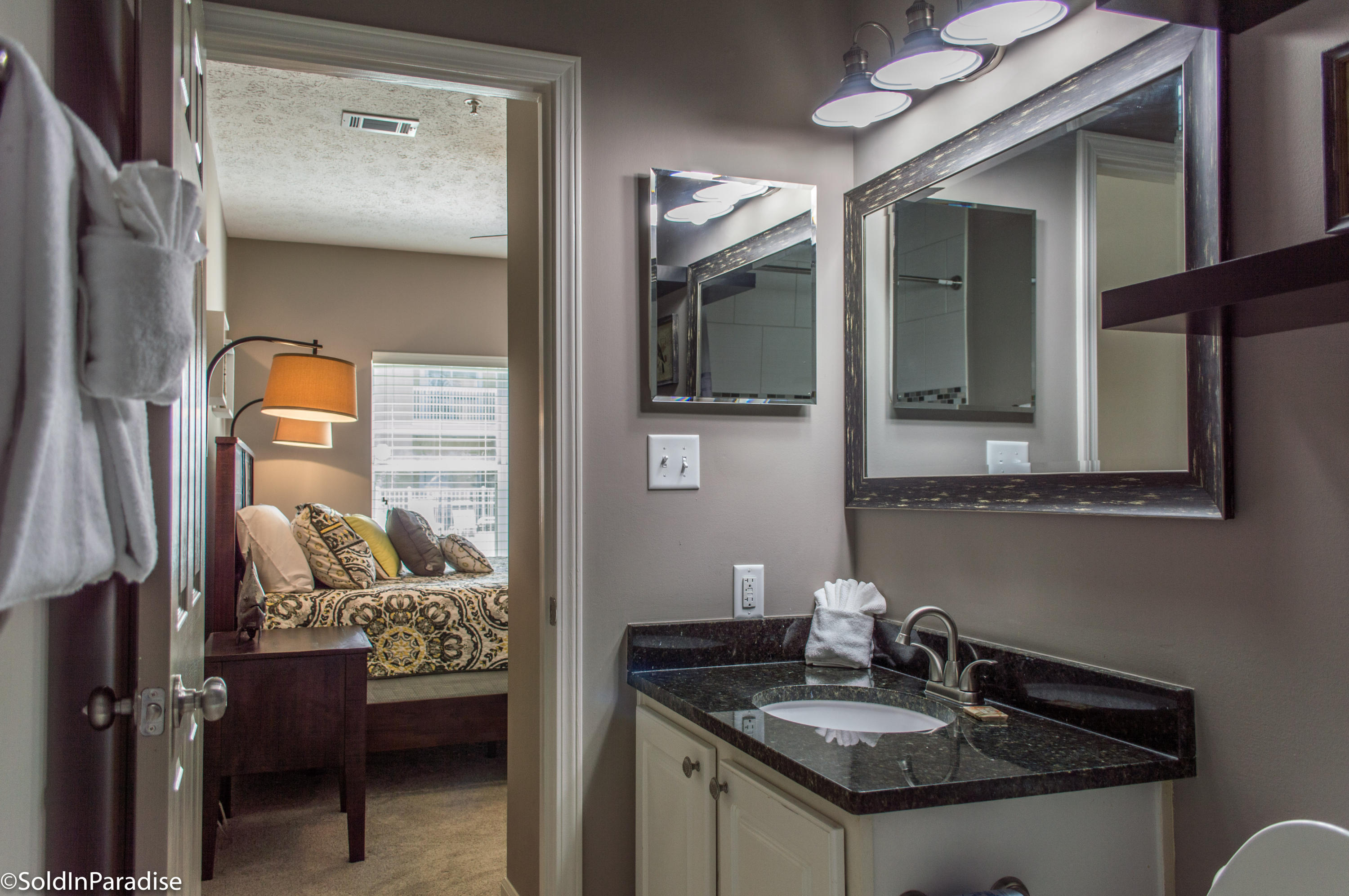 HERON'S WATCH CONDO PH 2 - Residential