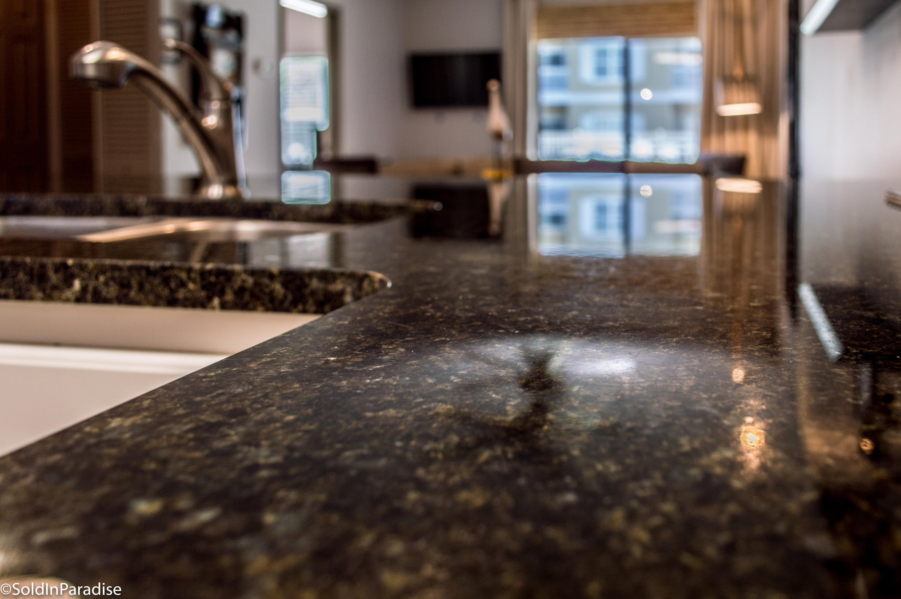 HERON'S WATCH CONDO PH 2 - Residential