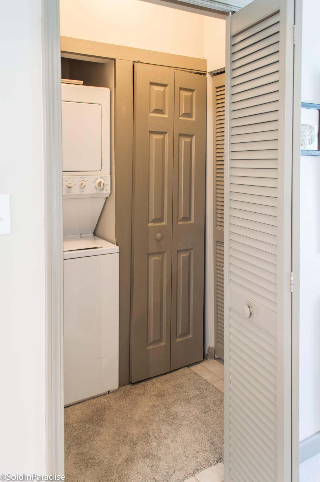 HERON'S WATCH CONDO PH 2 - Residential