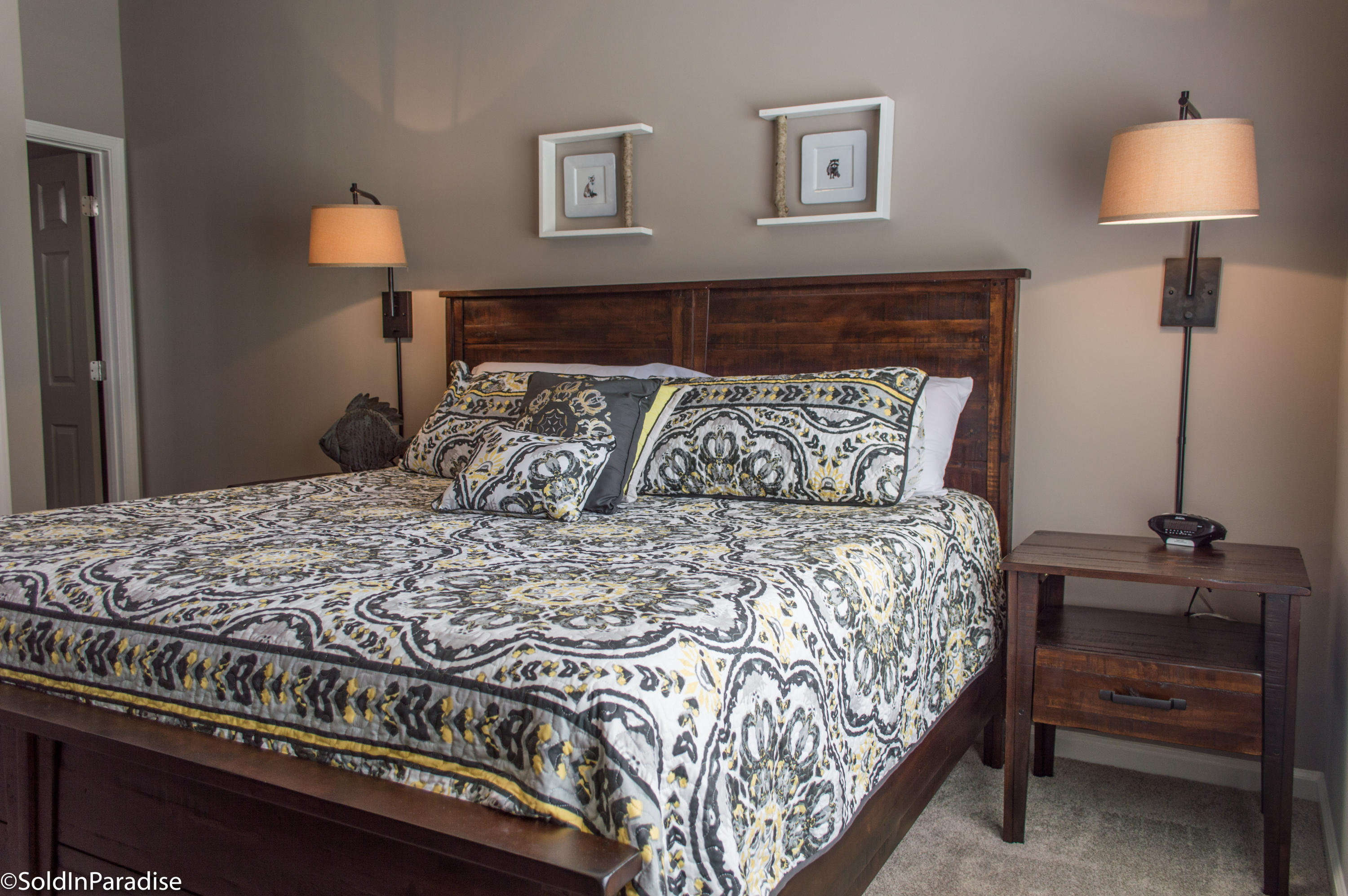 HERON'S WATCH CONDO PH 2 - Residential