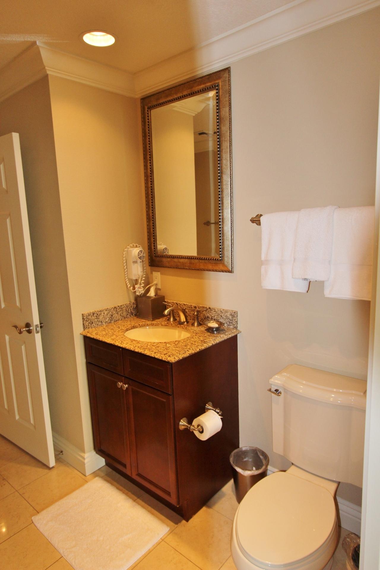 EMERALD GRANDE - Residential