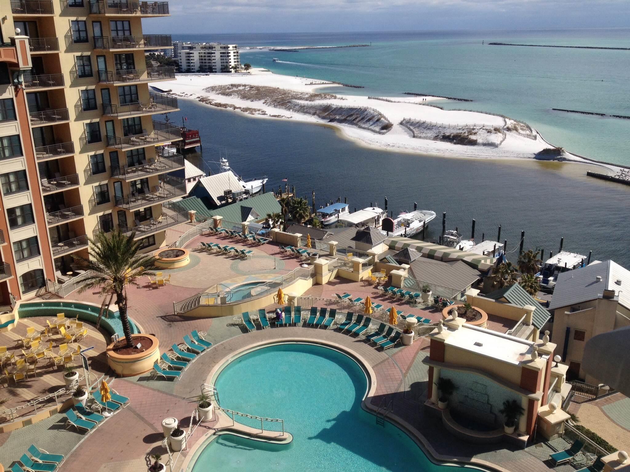 EMERALD GRANDE - Residential