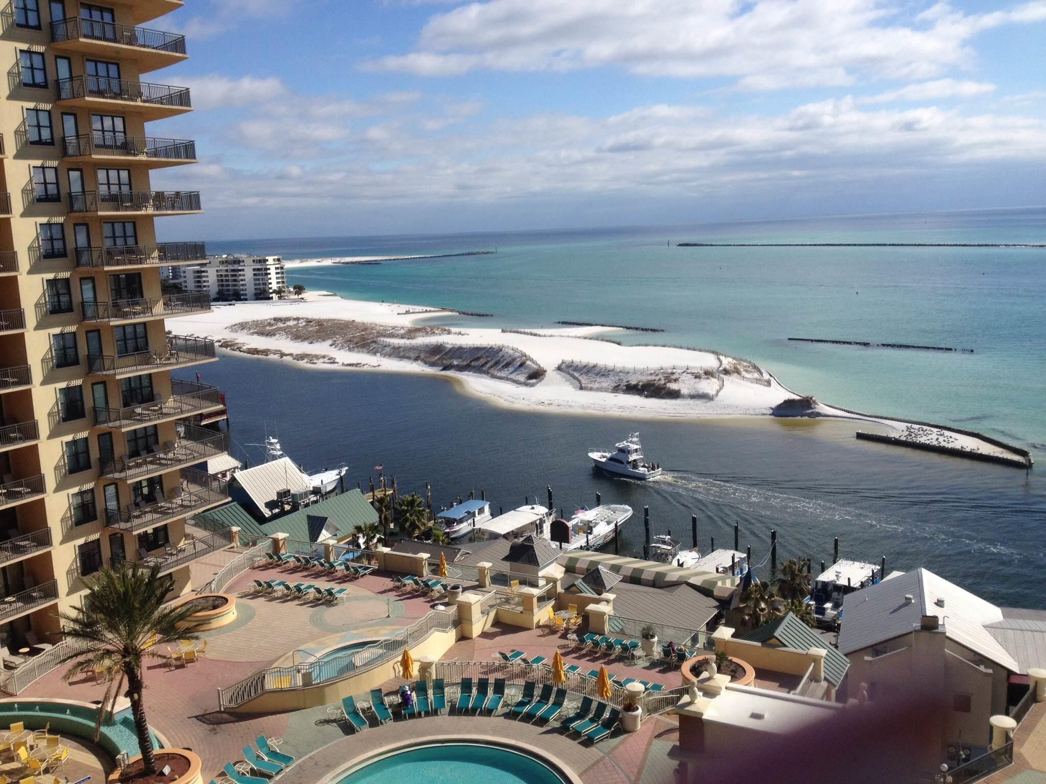 EMERALD GRANDE - Residential