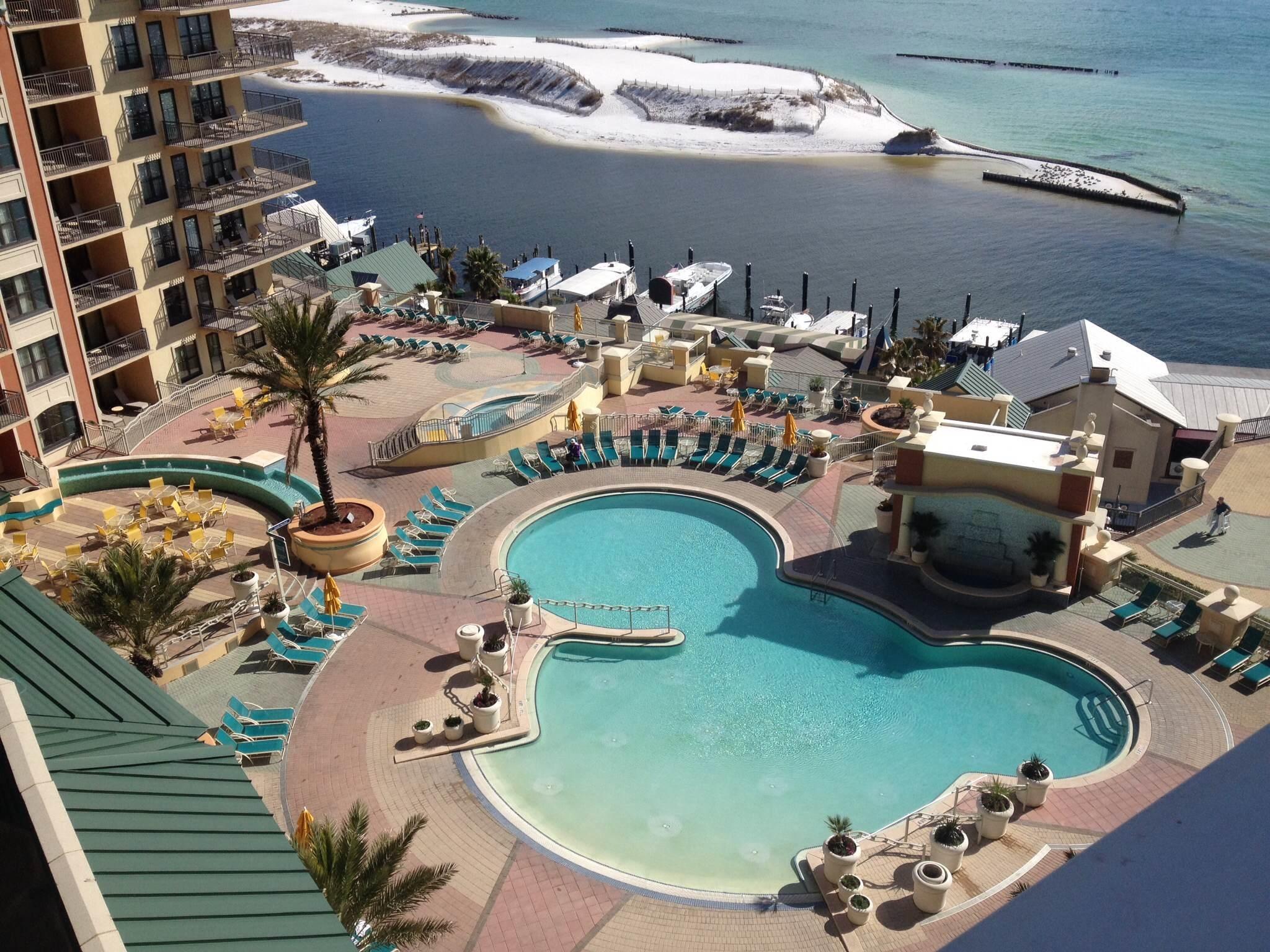 EMERALD GRANDE - Residential