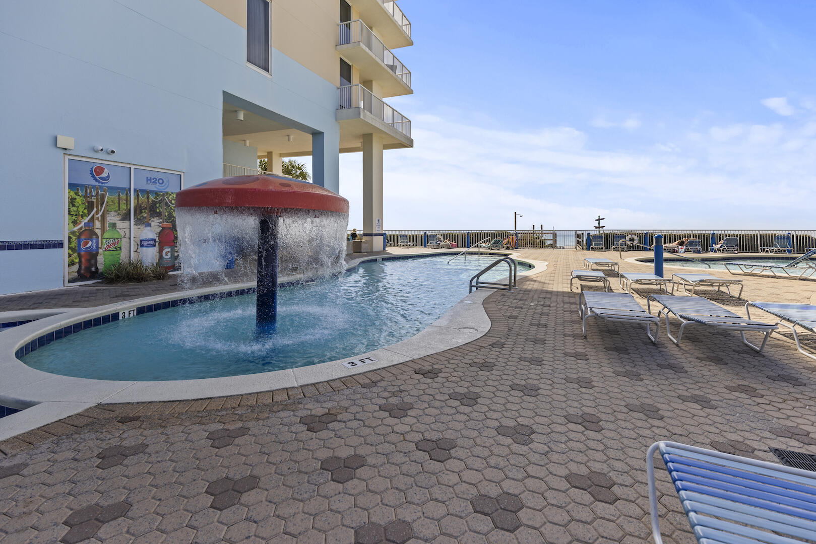 MAJESTIC BEACH TOWERS I - Residential