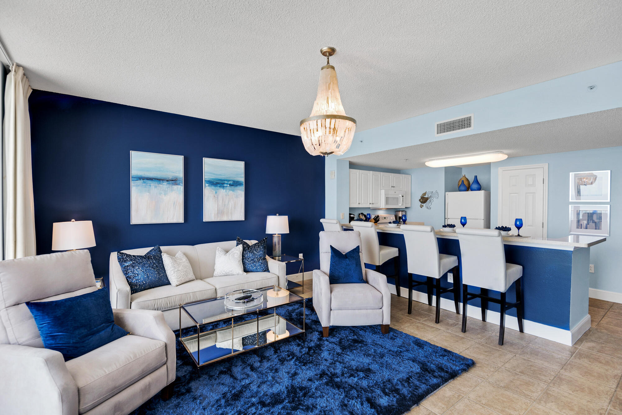 MAJESTIC BEACH TOWERS I - Residential