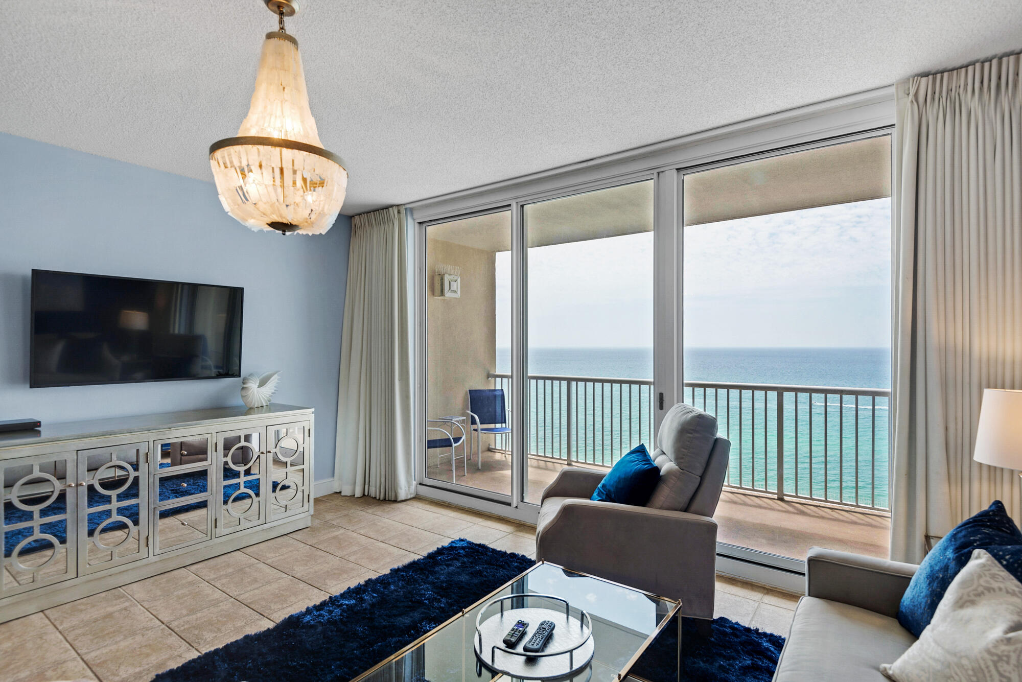 MAJESTIC BEACH TOWERS I - Residential