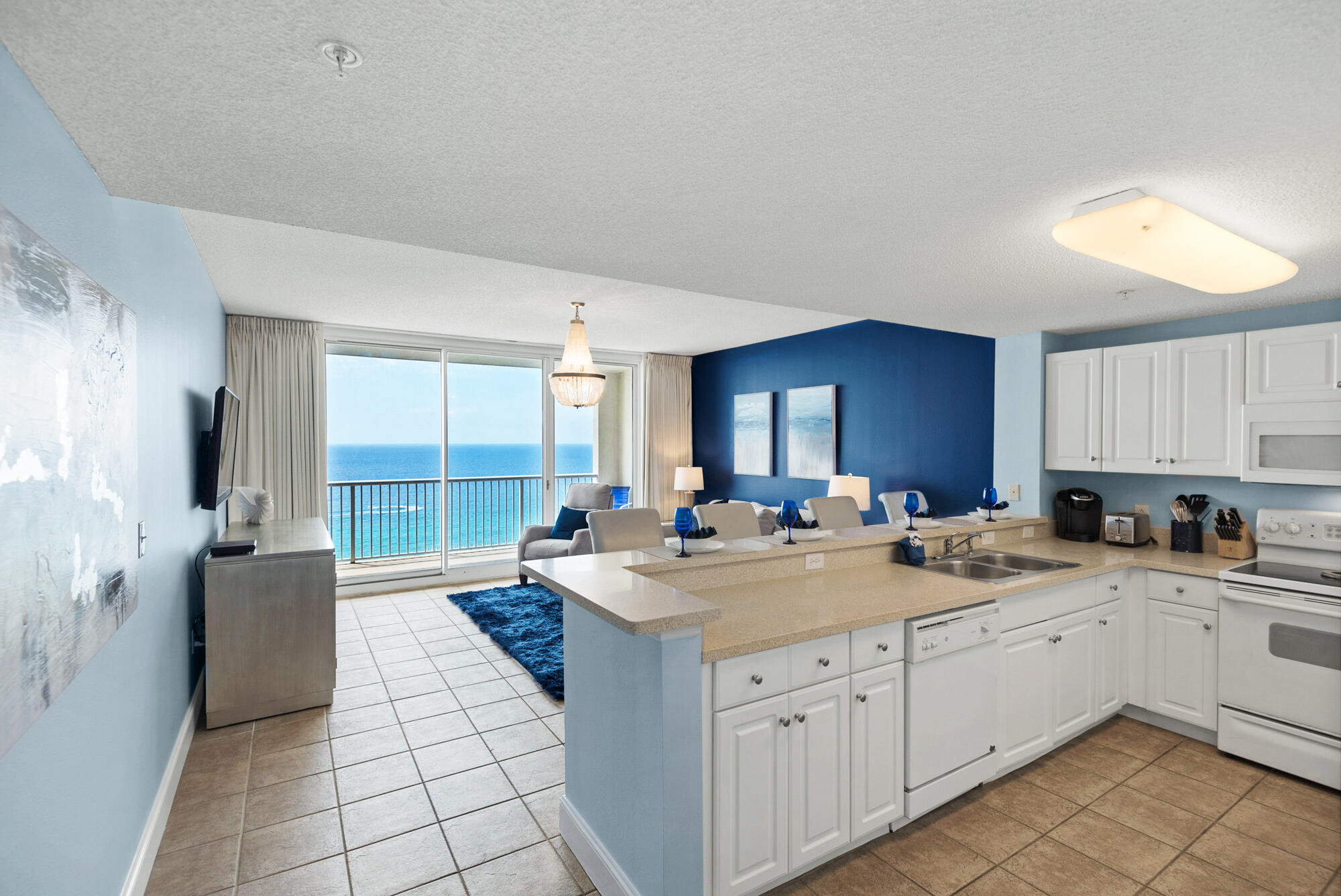 MAJESTIC BEACH TOWERS I - Residential