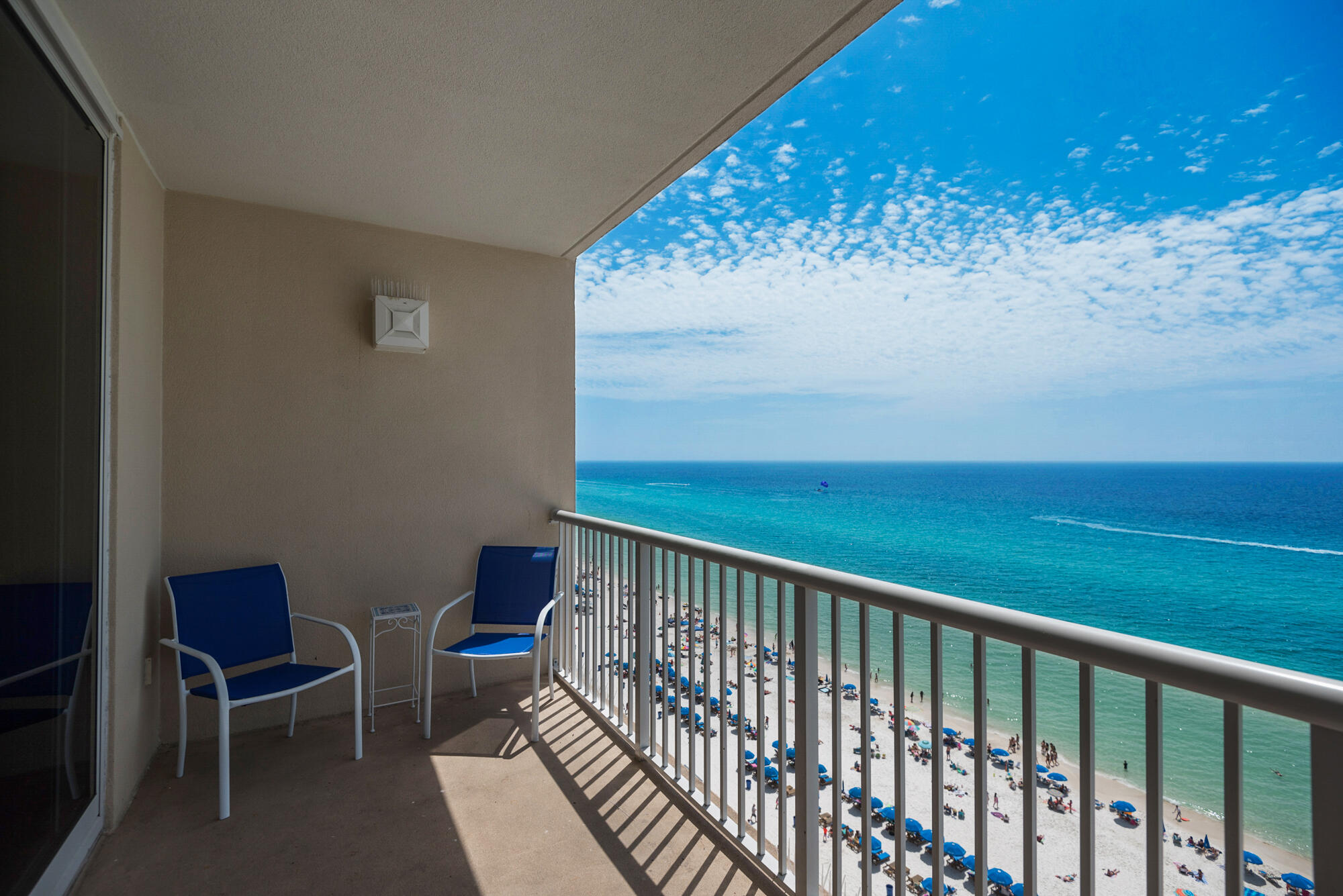 MAJESTIC BEACH TOWERS I - Residential