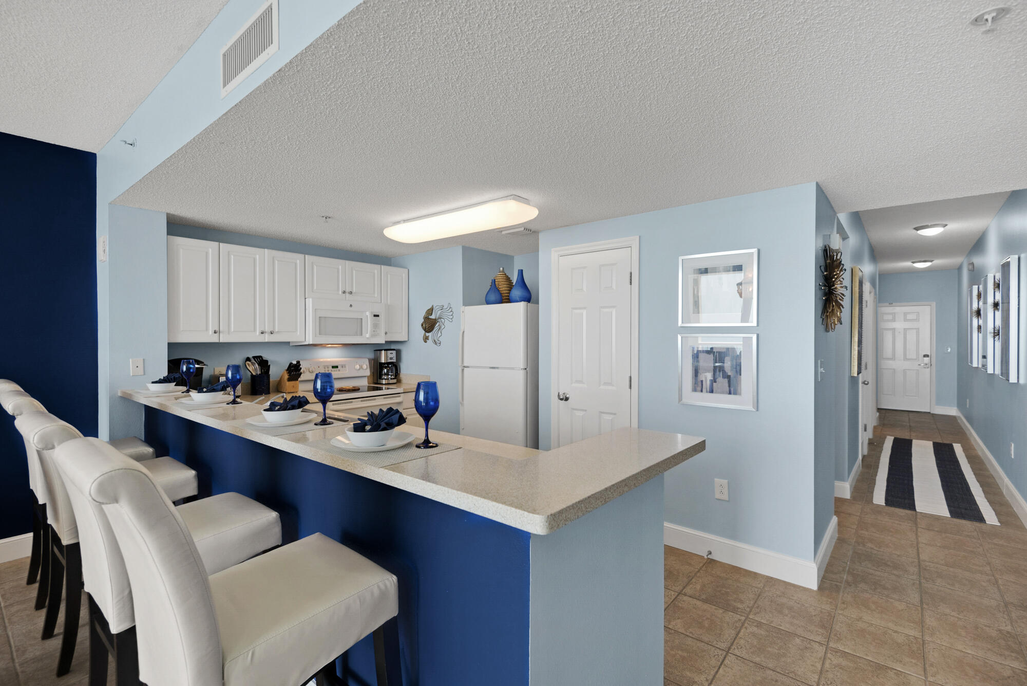 MAJESTIC BEACH TOWERS I - Residential