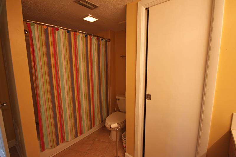 EL MATADOR CONDO - Residential