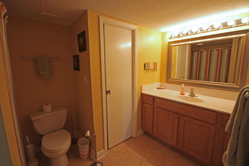 EL MATADOR CONDO - Residential