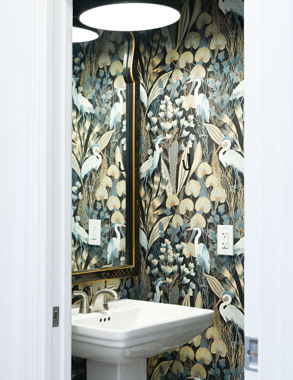 SOUTH HAVEN TOWNHOMES - Residential Lease