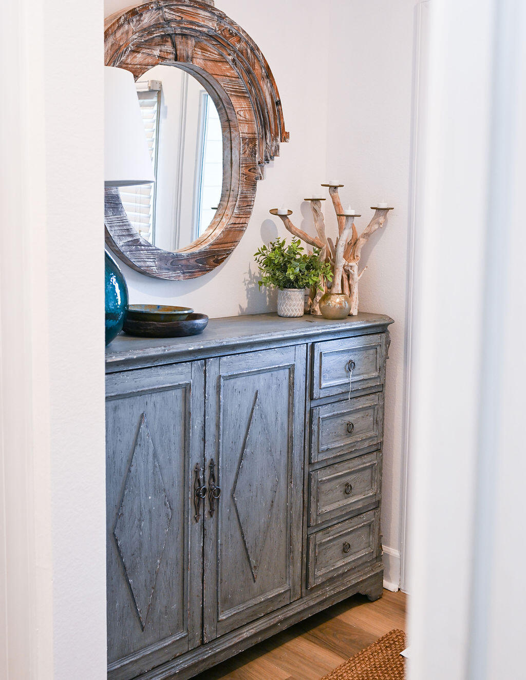 SOUTH HAVEN TOWNHOMES - Residential Lease