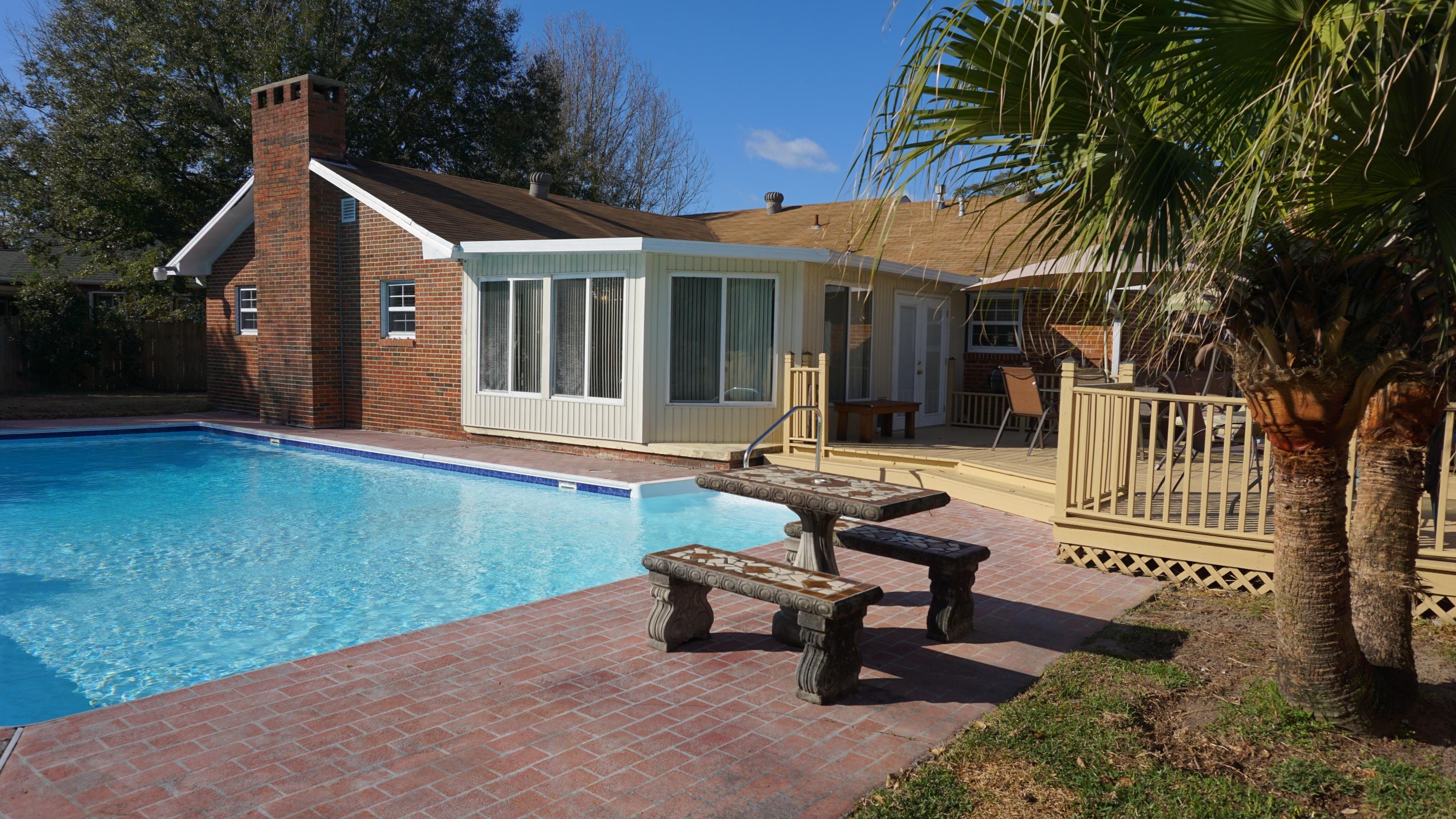 BAYOU WOODS - Residential