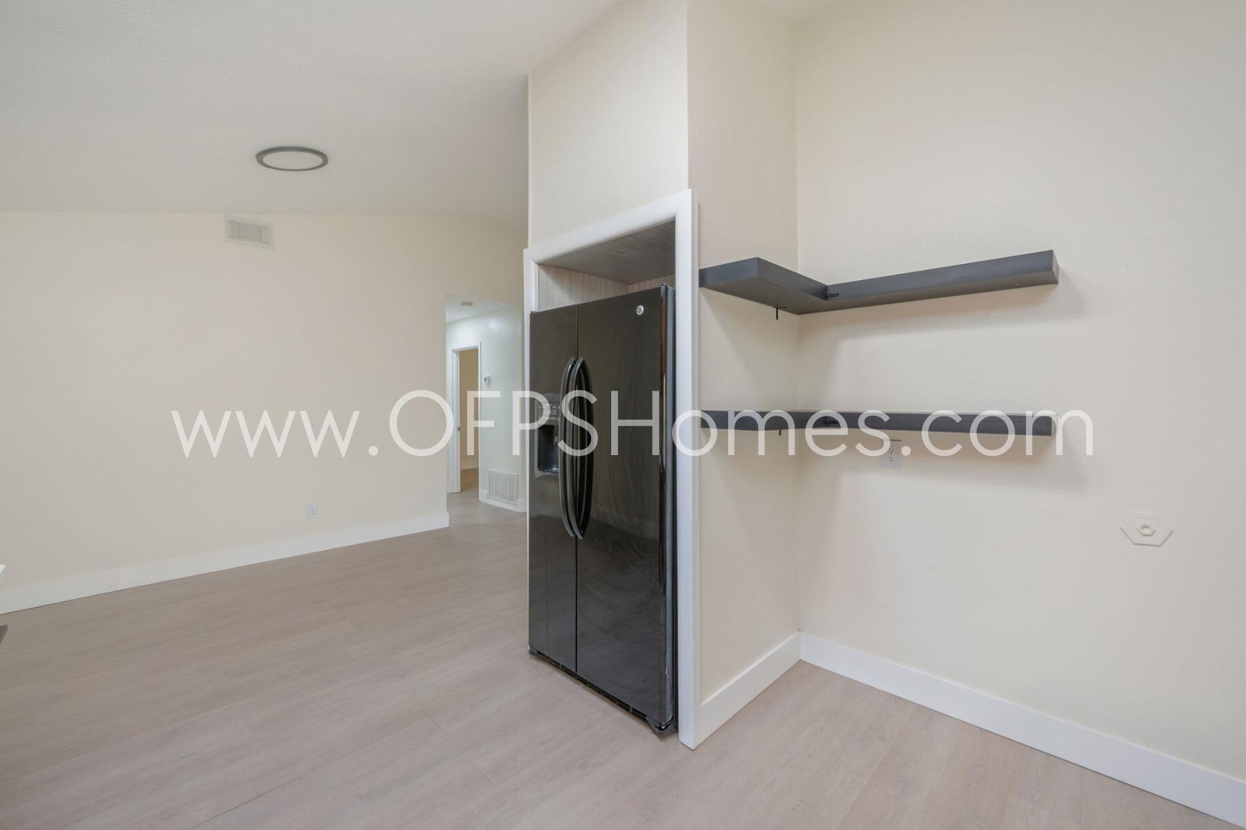 NDIAN OAKS S/D LOT 10 BLK B - Residential Lease