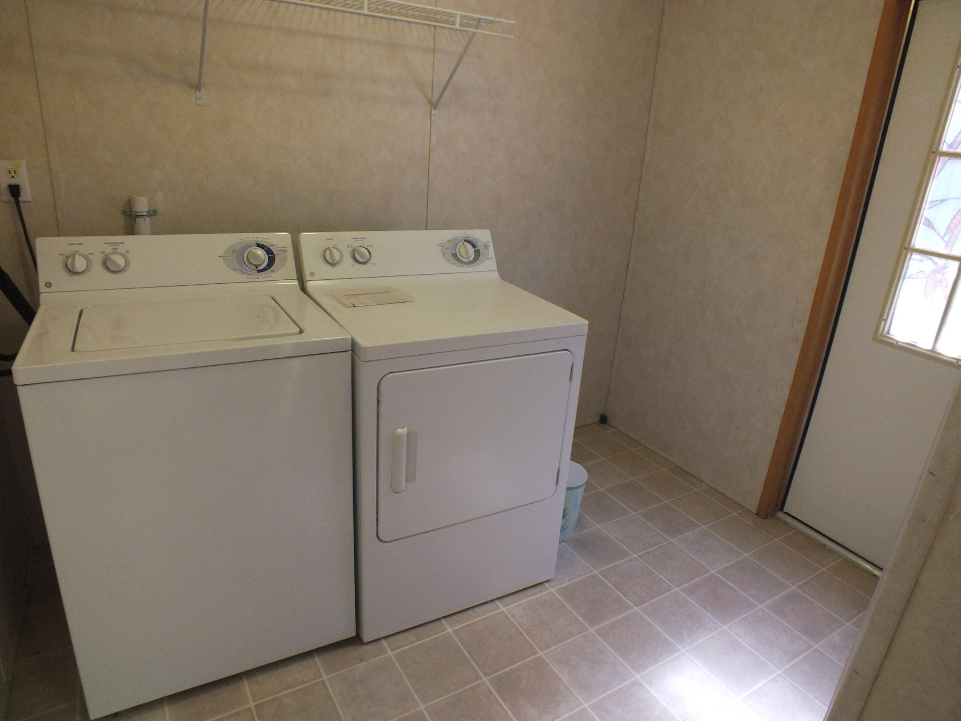 OAKWOOD HILLS UNIT 3 - Residential