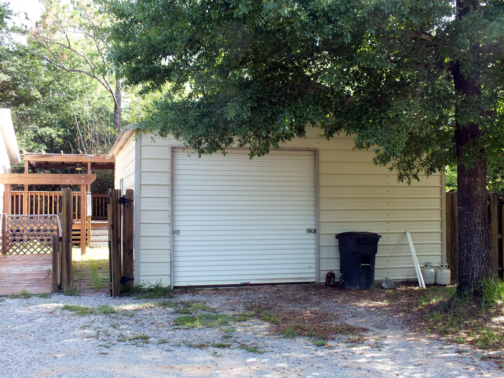 OAKWOOD HILLS UNIT 3 - Residential