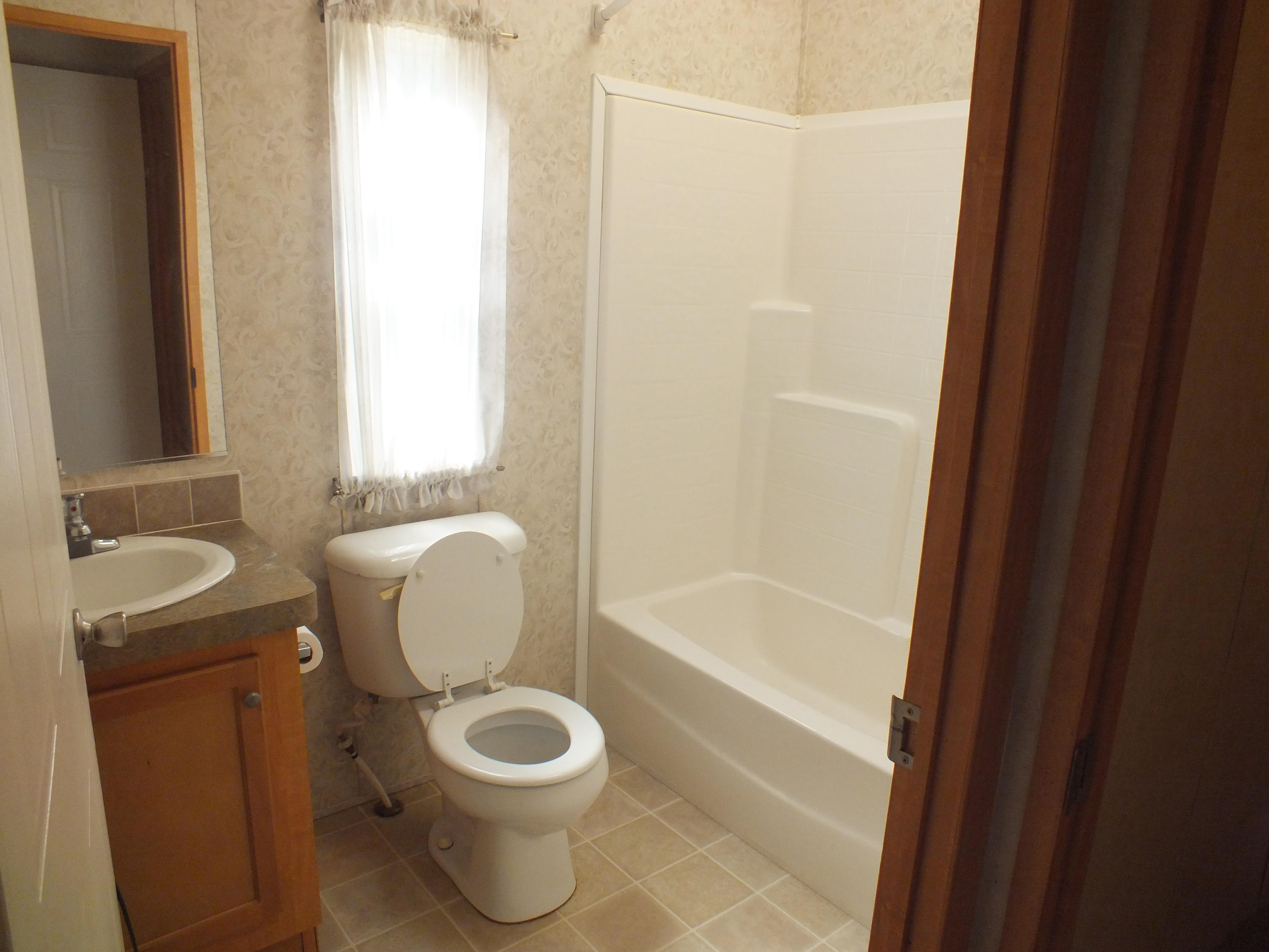 OAKWOOD HILLS UNIT 3 - Residential