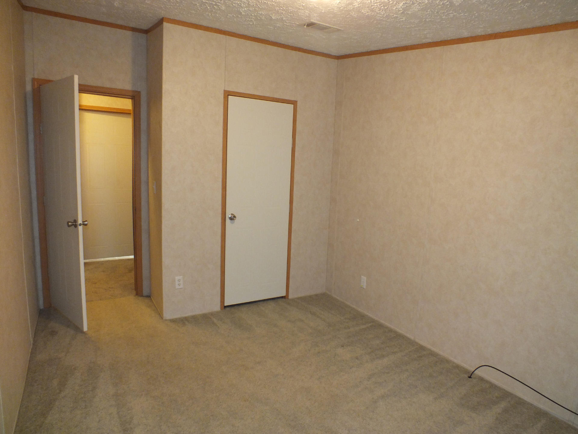 OAKWOOD HILLS UNIT 3 - Residential