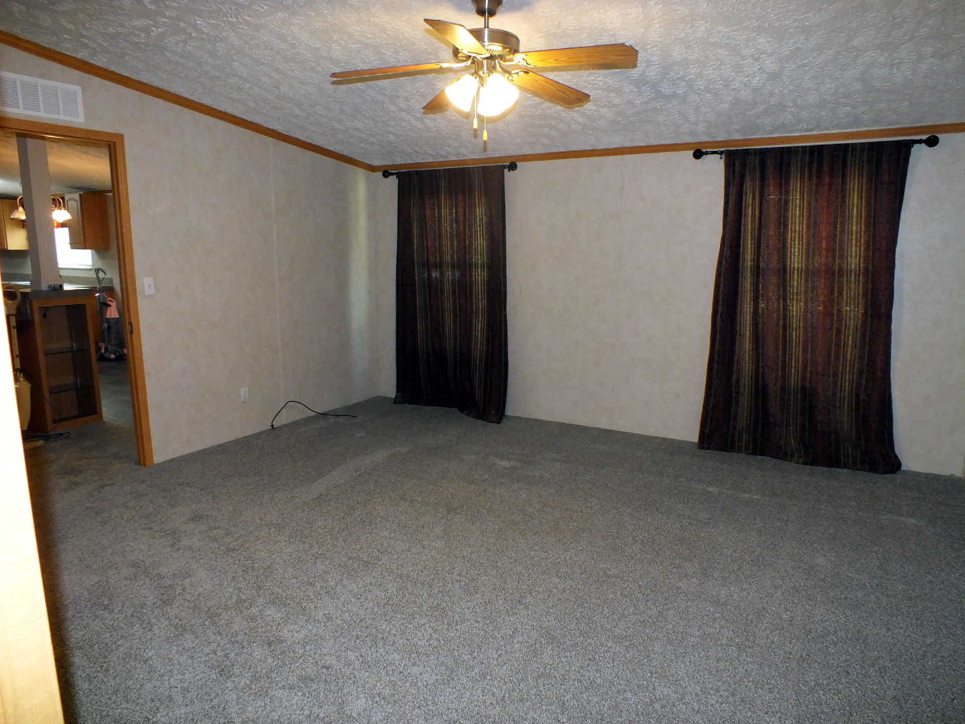 OAKWOOD HILLS UNIT 3 - Residential