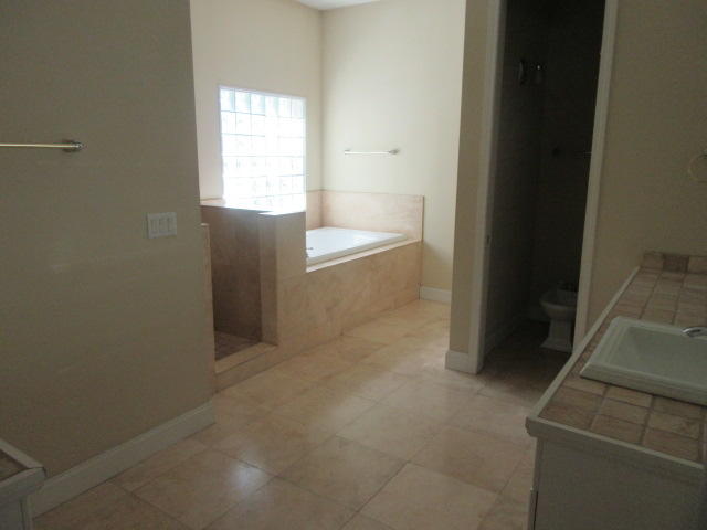 CANO ESTATES - Residential