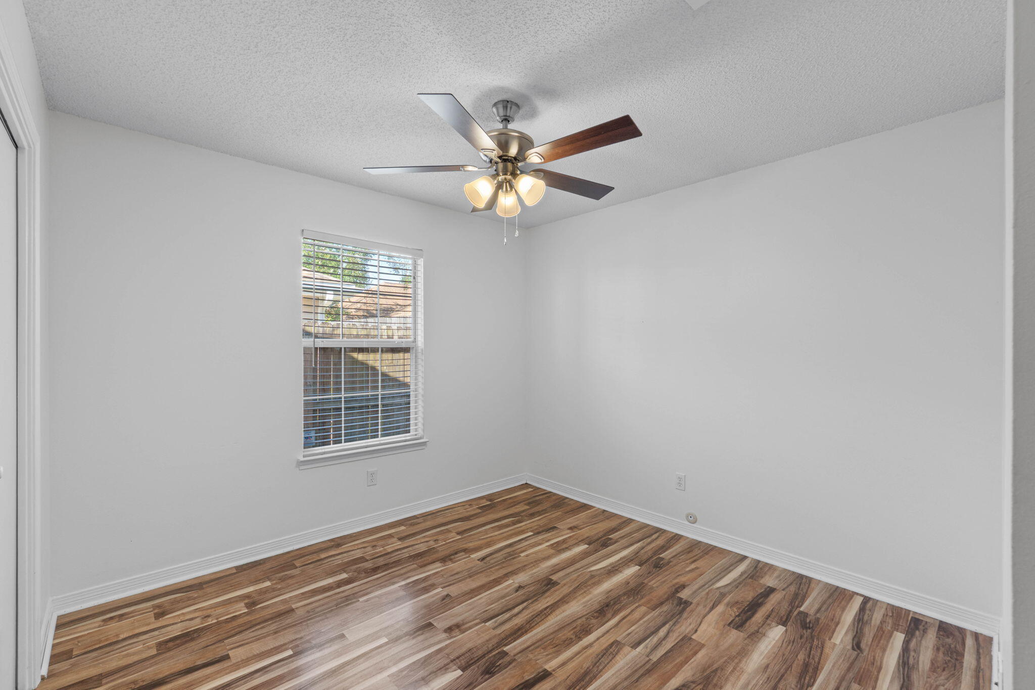 LAKE CHARLESTON - Residential Lease