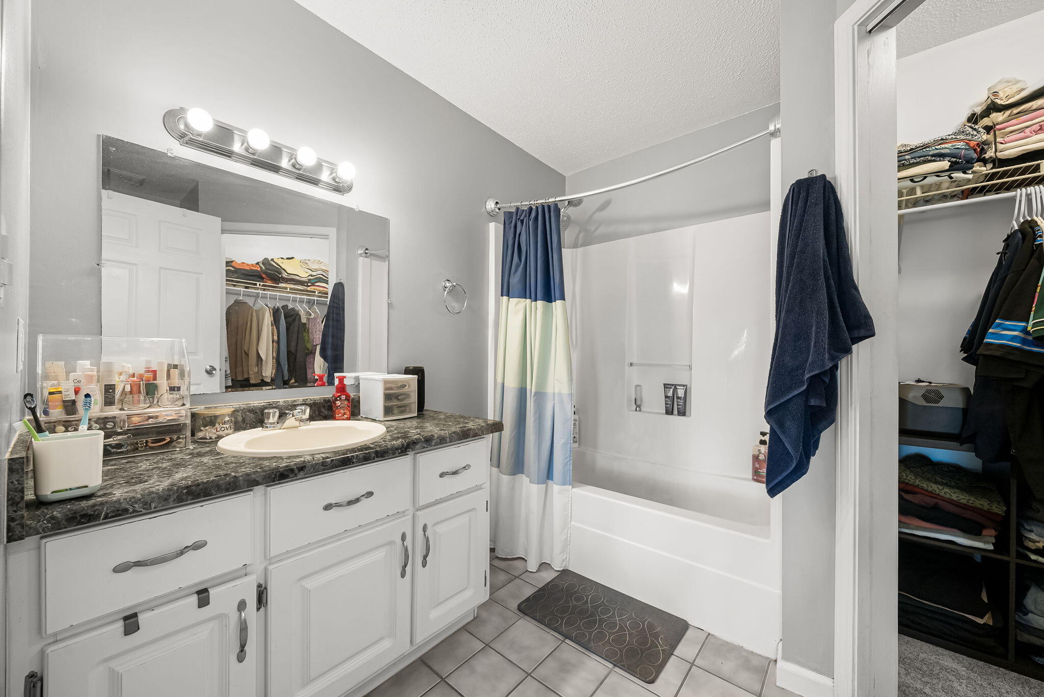SWEETWATER VILLAGE NORTH PH 3 - Residential