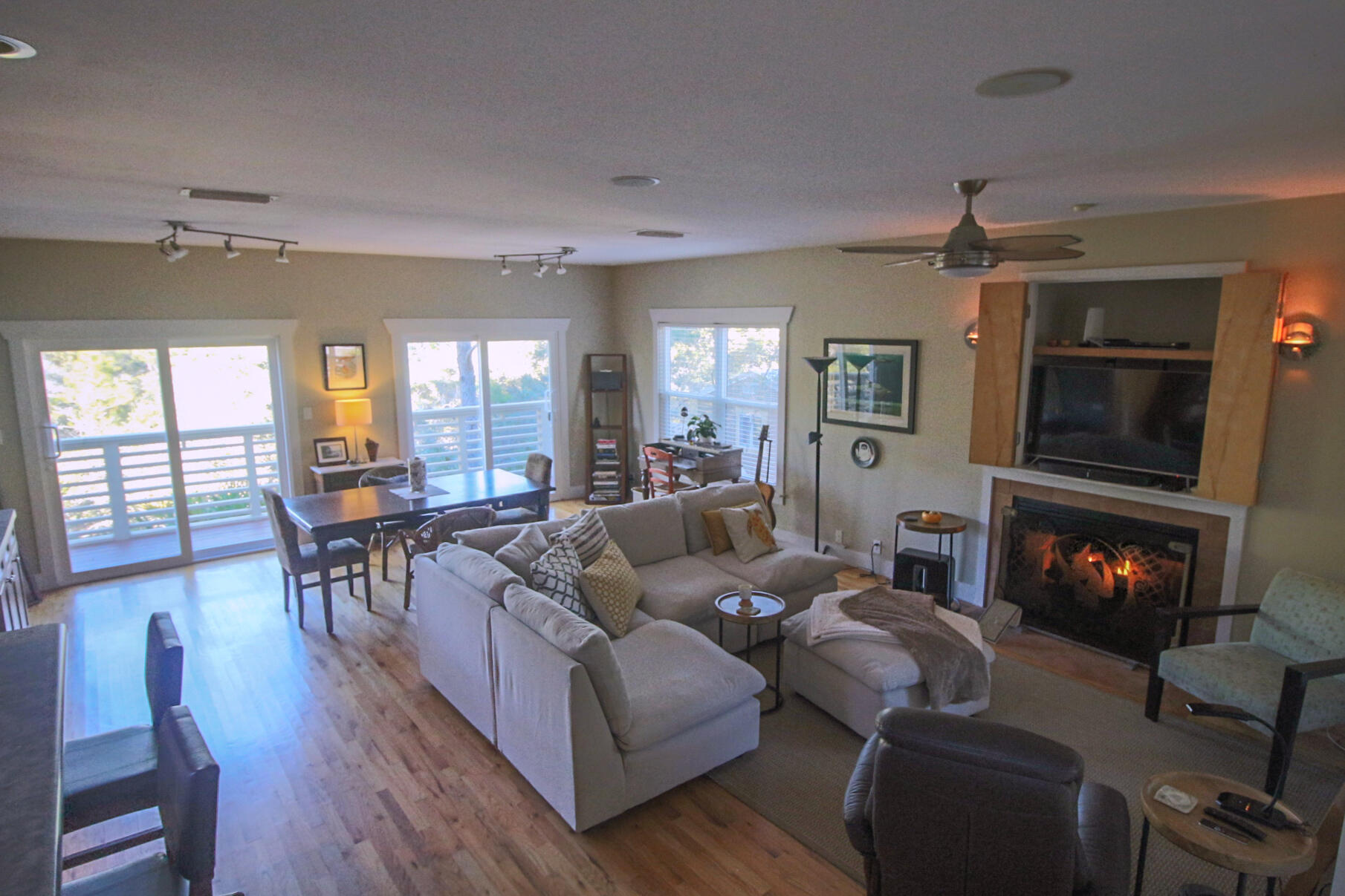 PINES OF BLUE MOUNTAIN - Residential