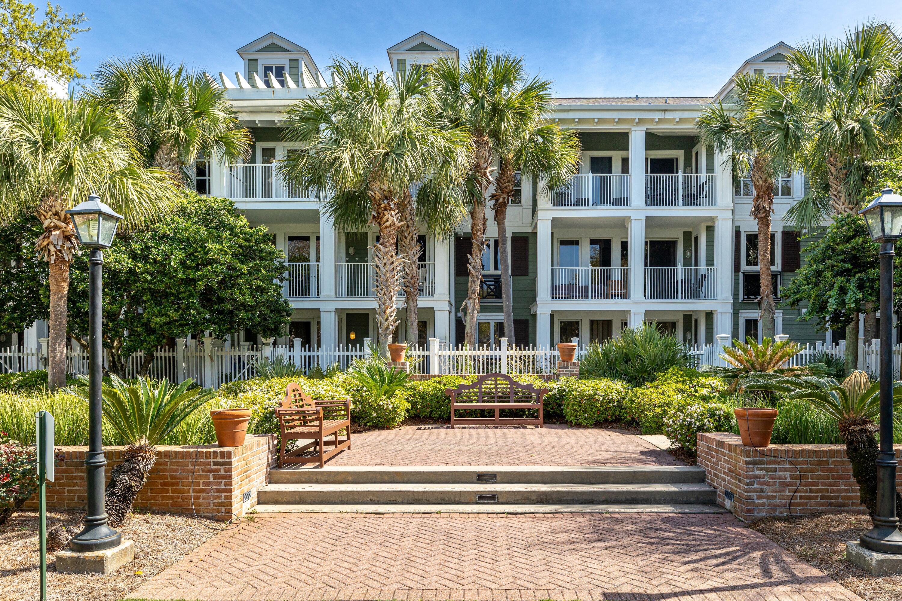 MARKET STREET INN - Residential