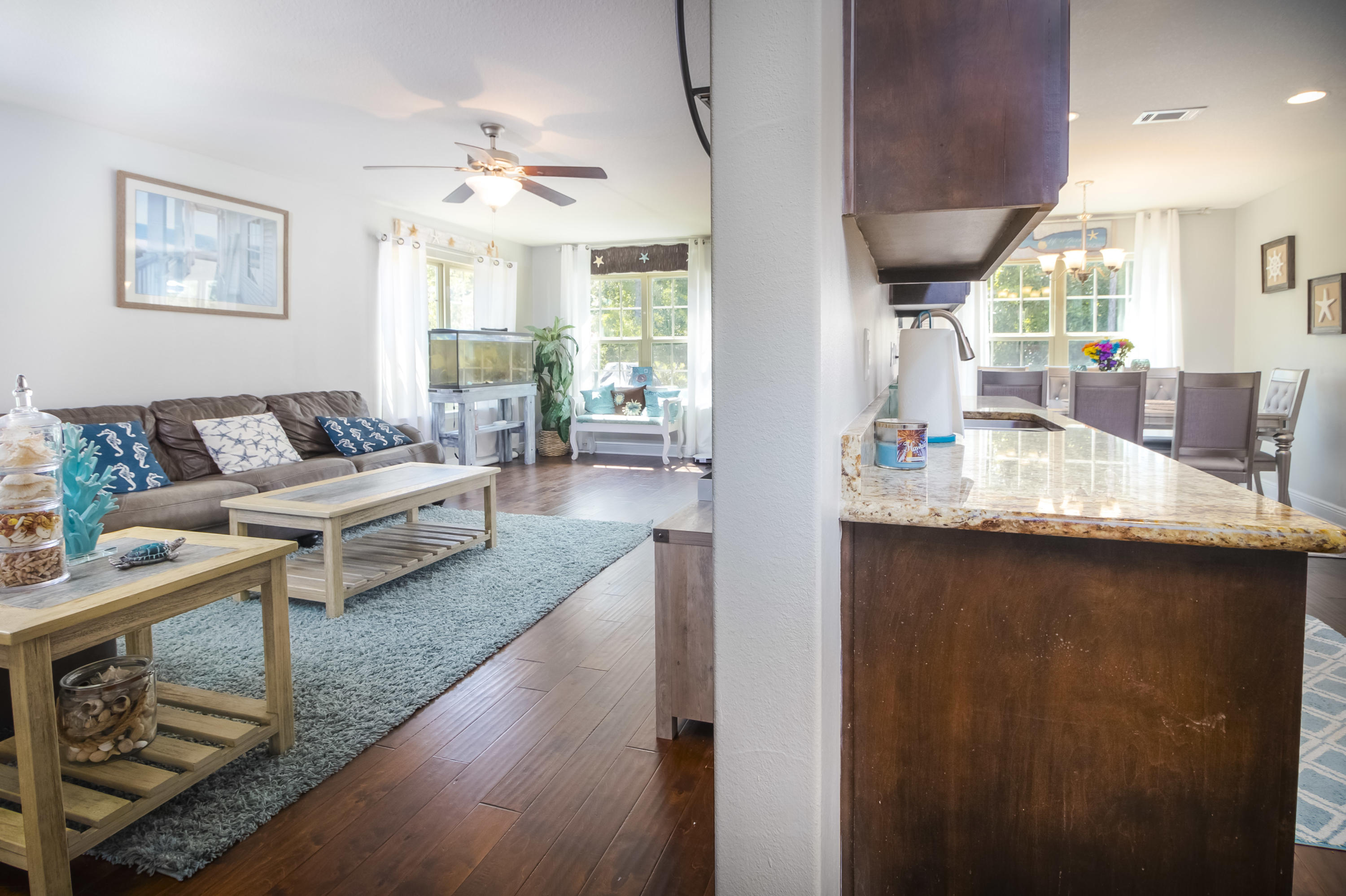 EAGLE BAY - Residential