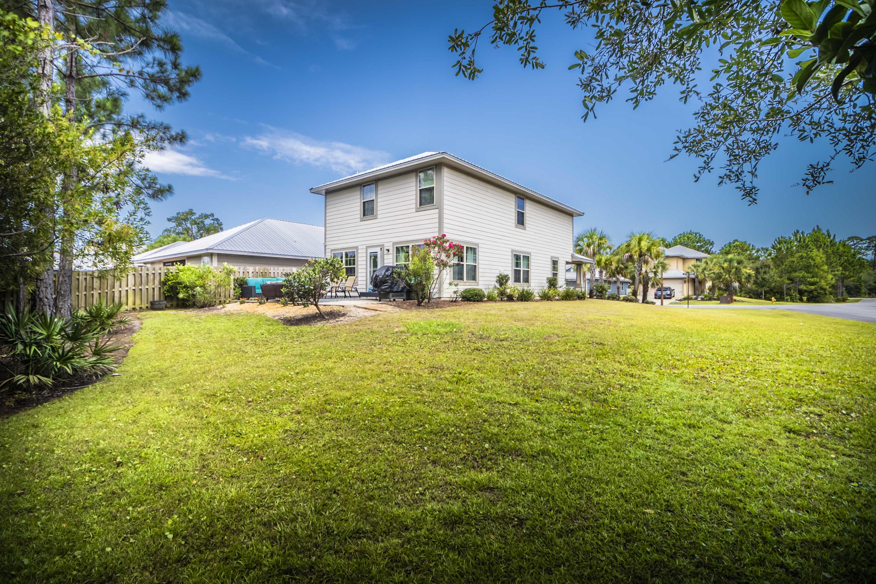 EAGLE BAY - Residential