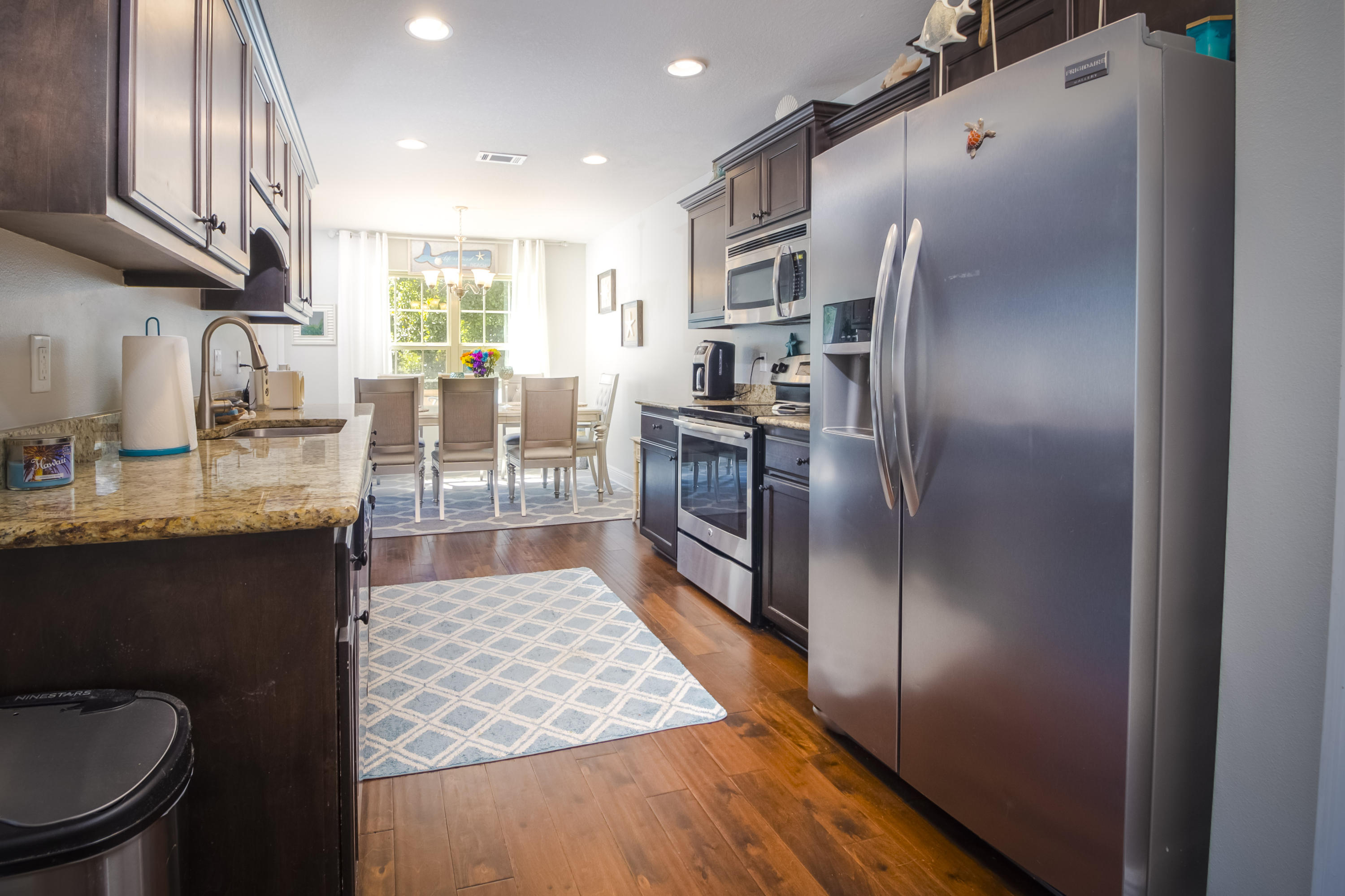 EAGLE BAY - Residential