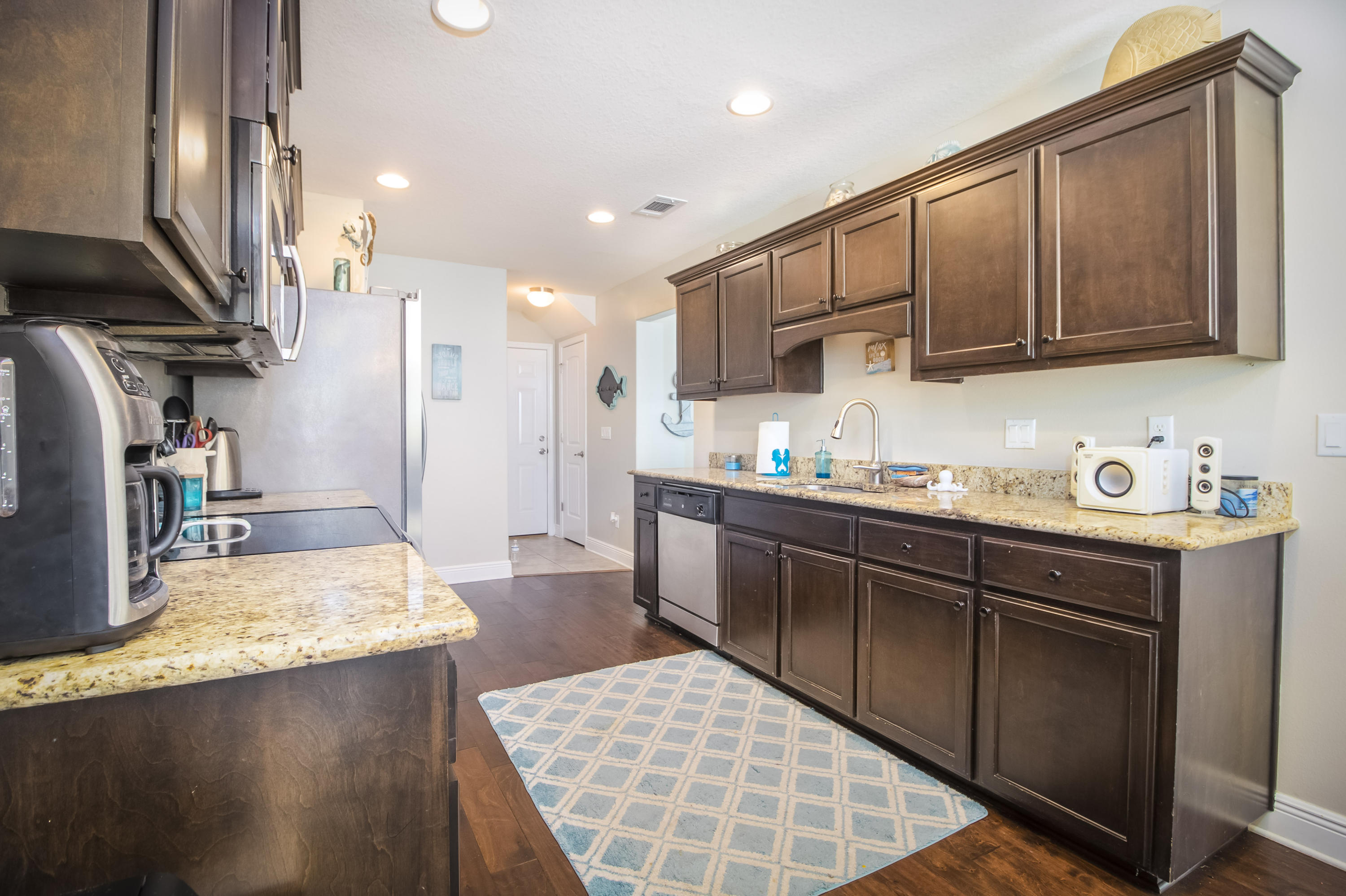 EAGLE BAY - Residential