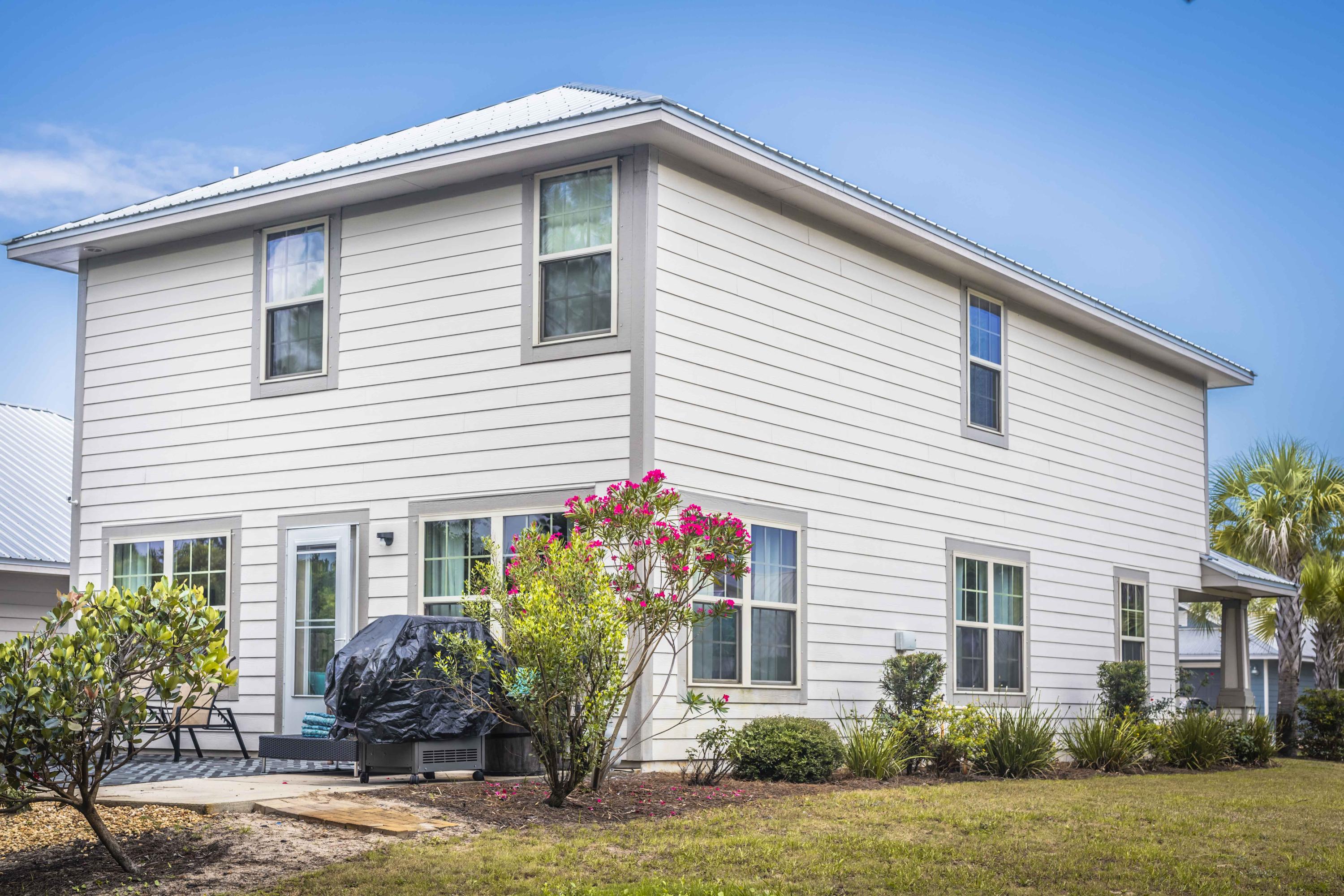 EAGLE BAY - Residential