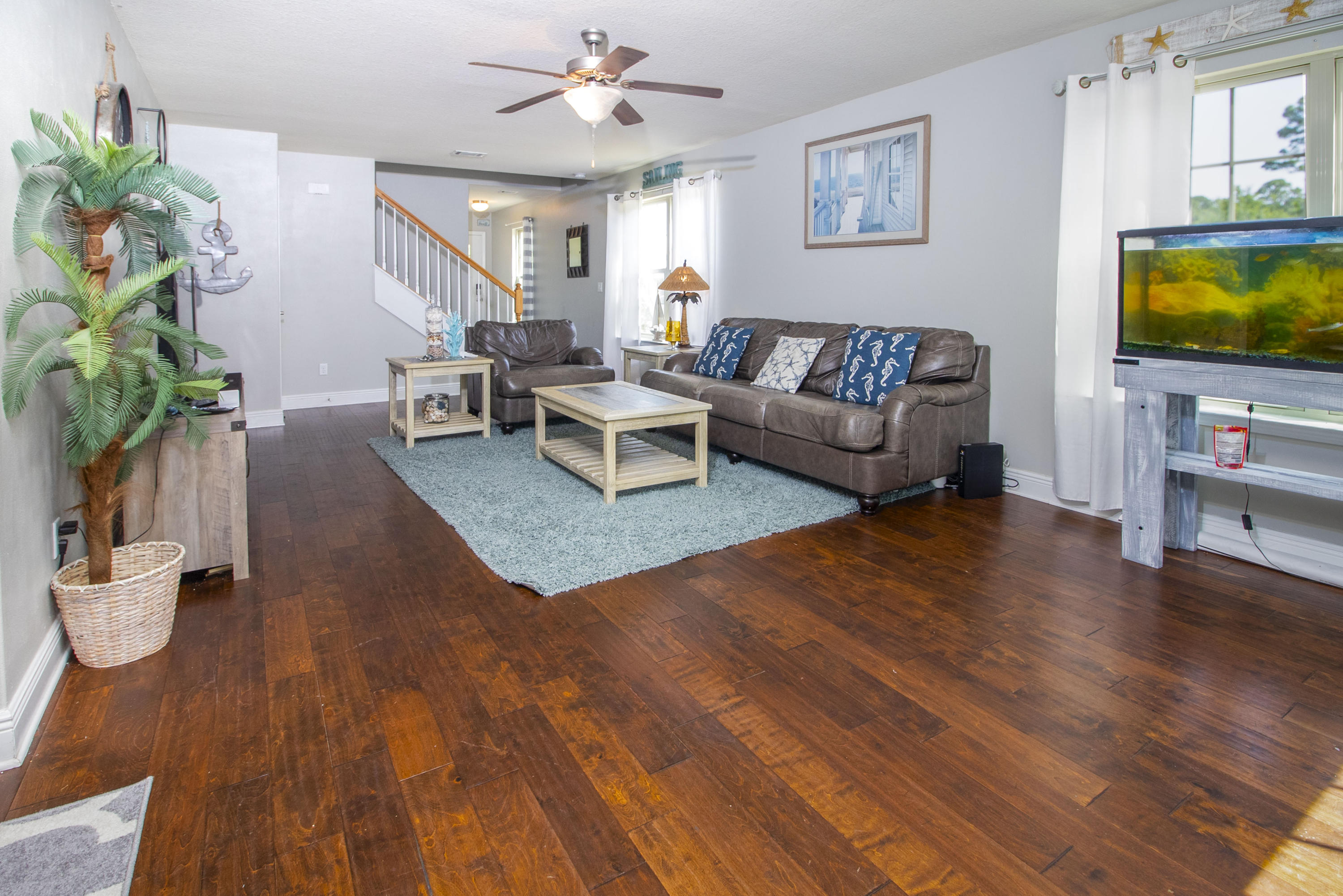 EAGLE BAY - Residential