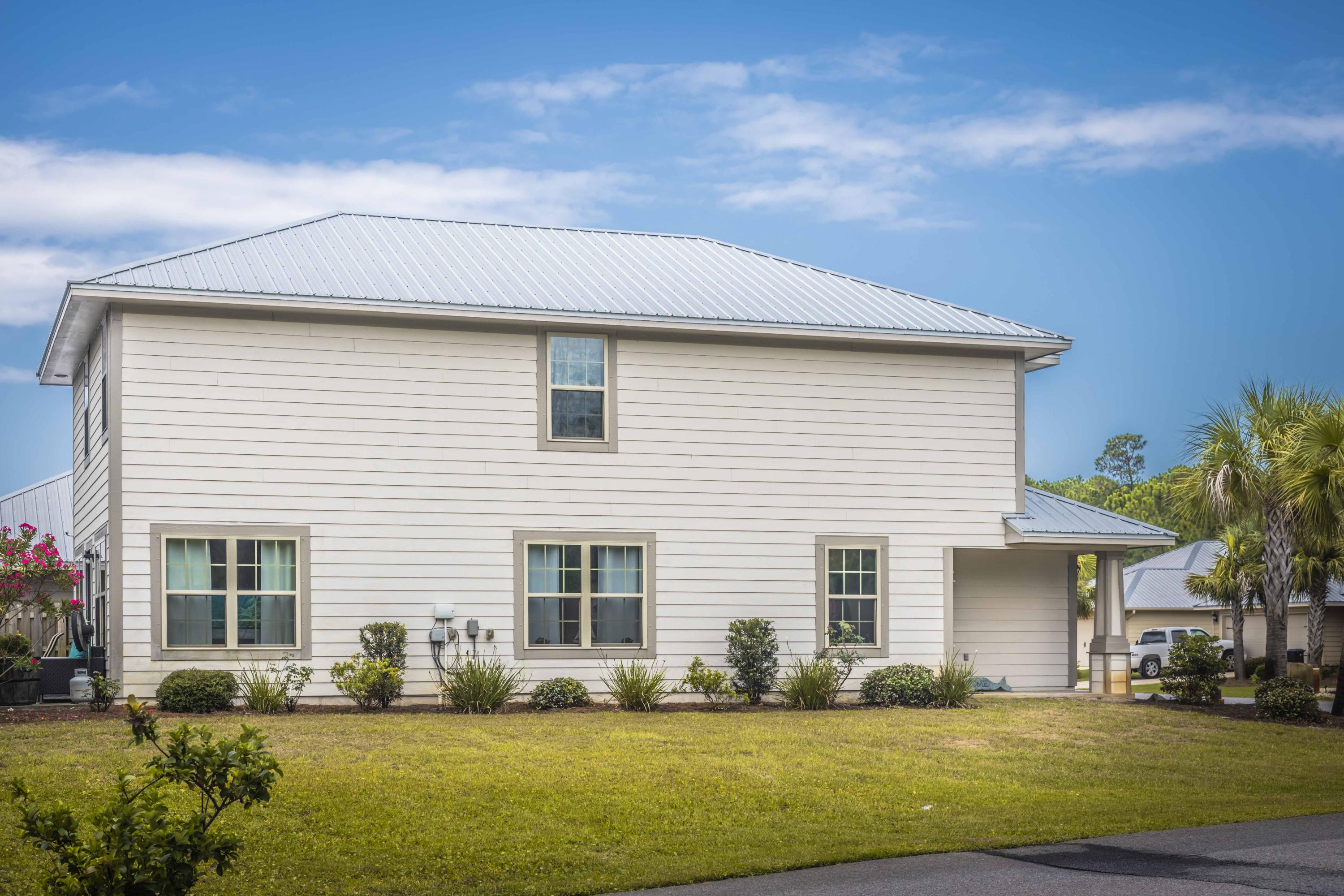 EAGLE BAY - Residential