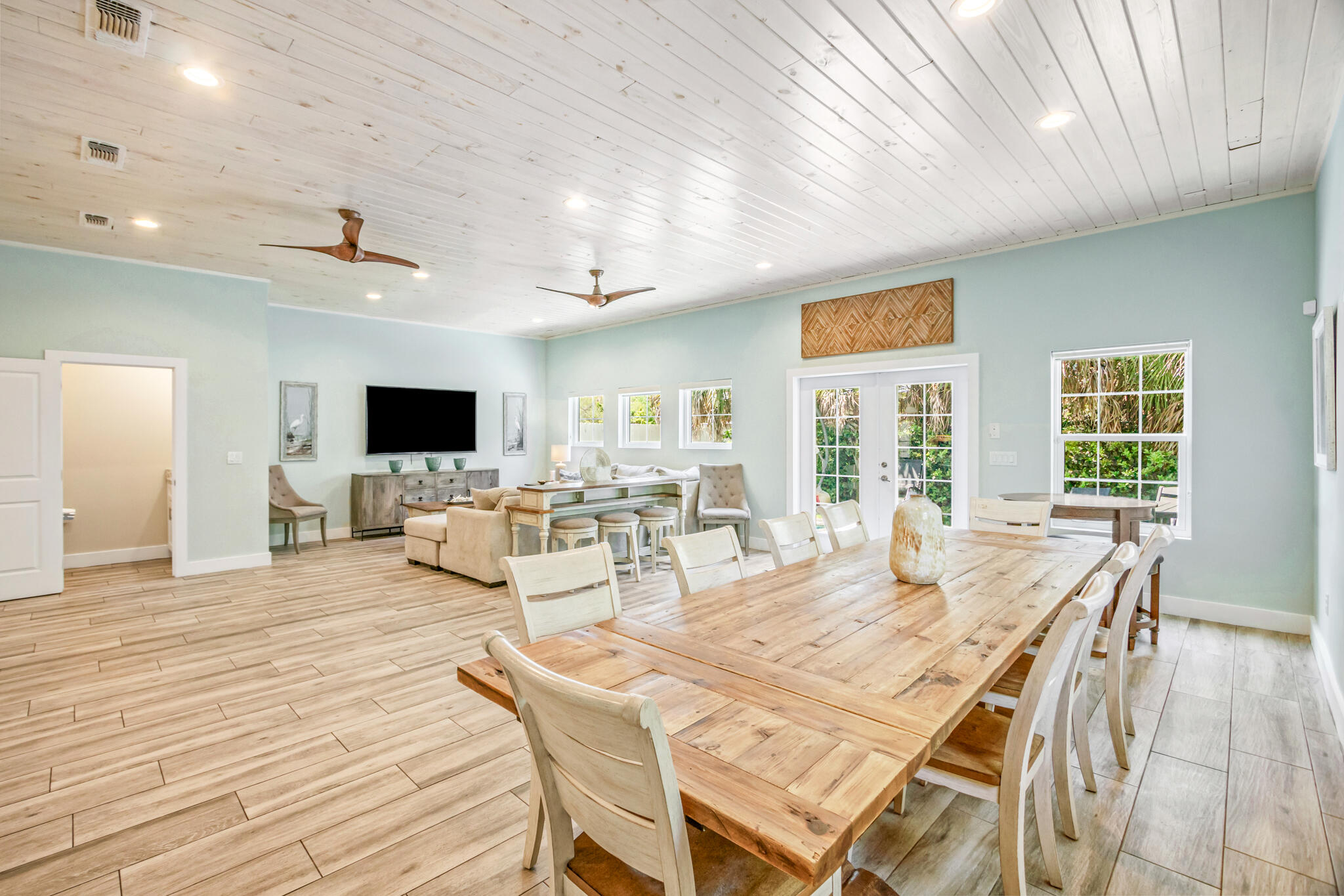 FRANGISTA BEACH 2ND ADDN - Residential