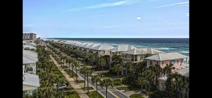 FRANGISTA BEACH 2ND ADDN - Residential