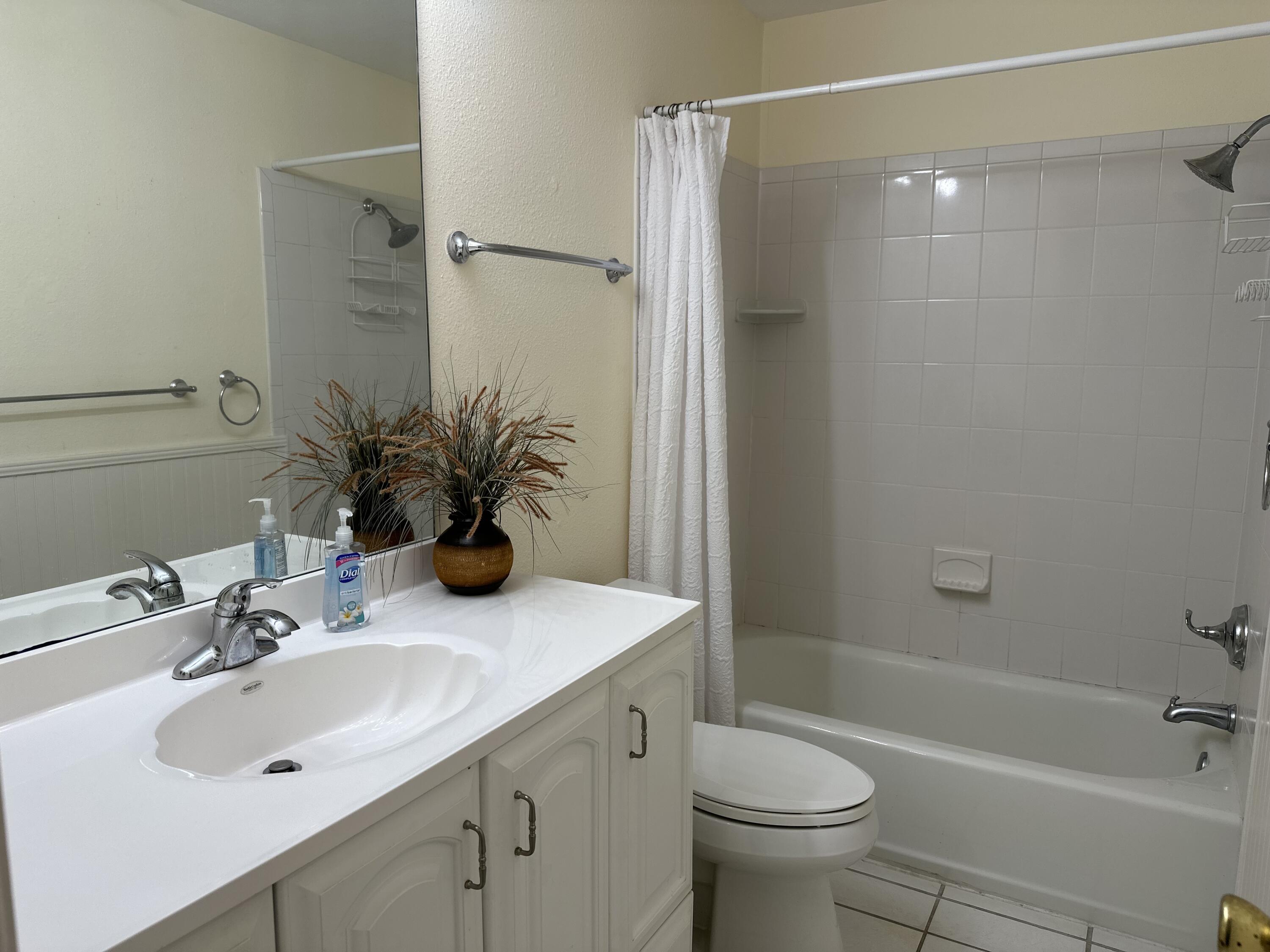 Blue Tide Condo - Residential