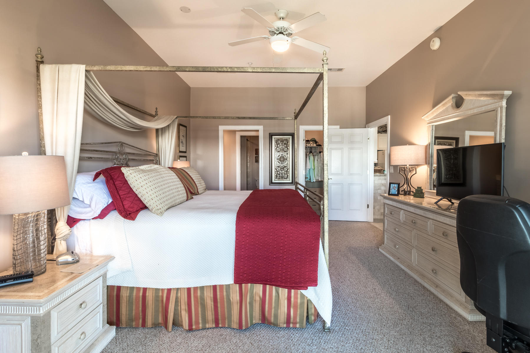 PAVILION PALMS - Residential