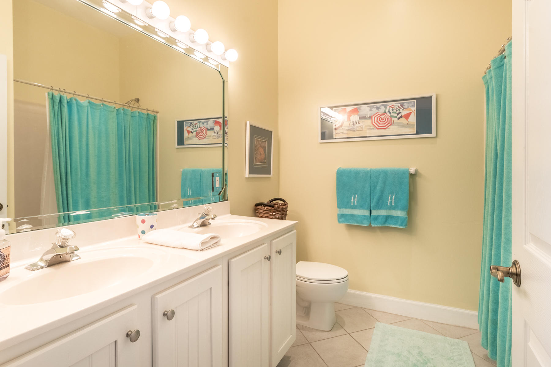 PAVILION PALMS - Residential