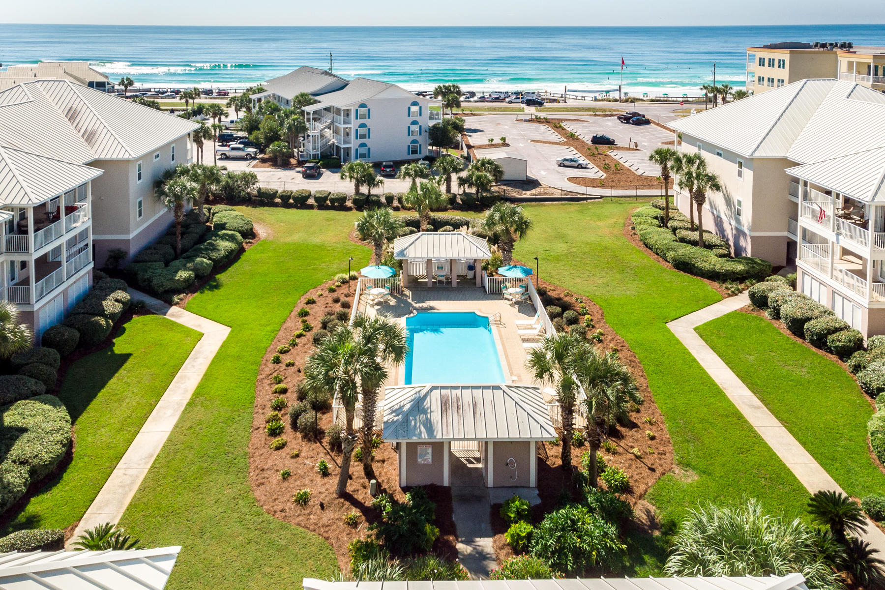 PAVILION PALMS - Residential