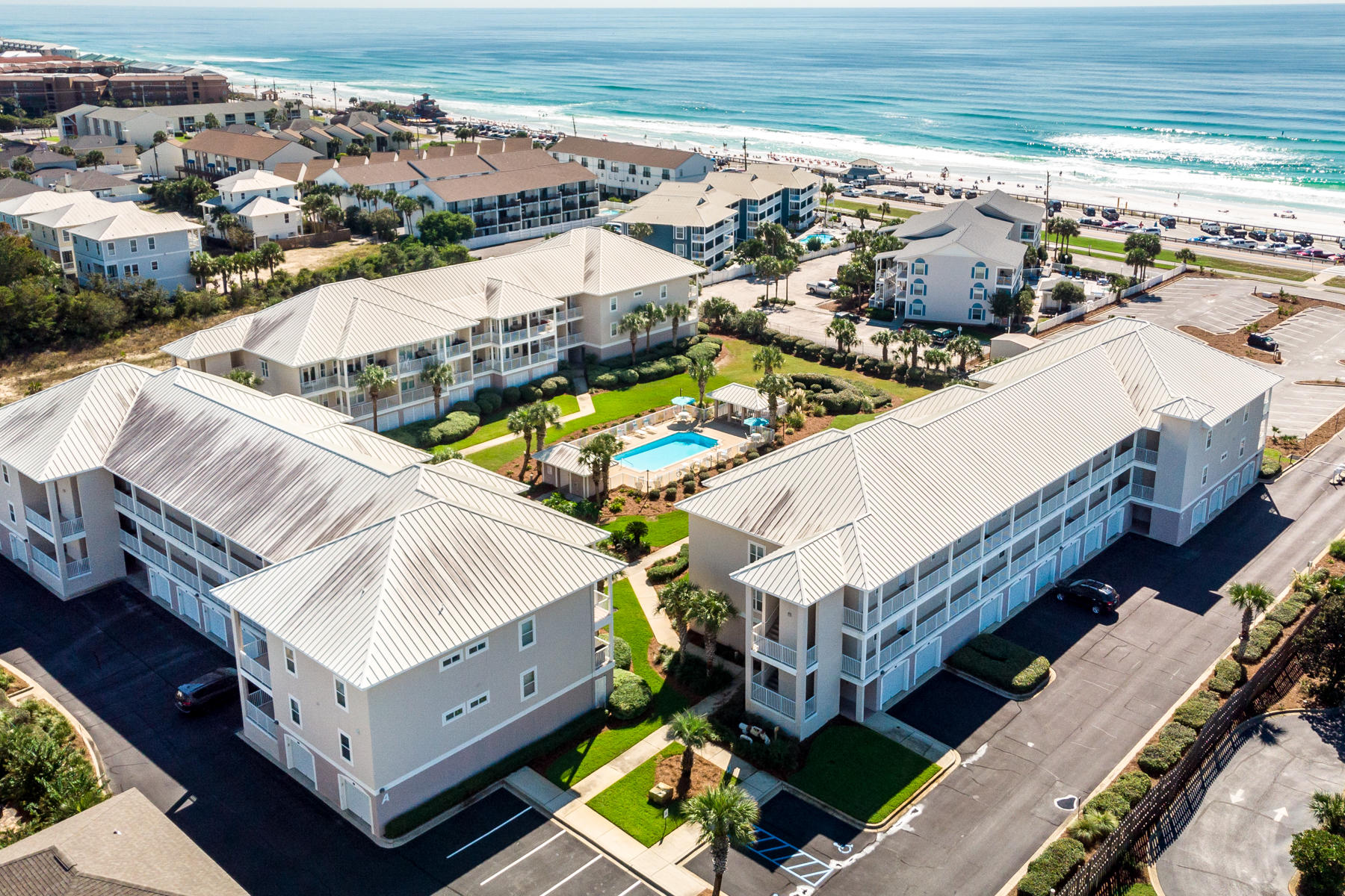 PAVILION PALMS - Residential